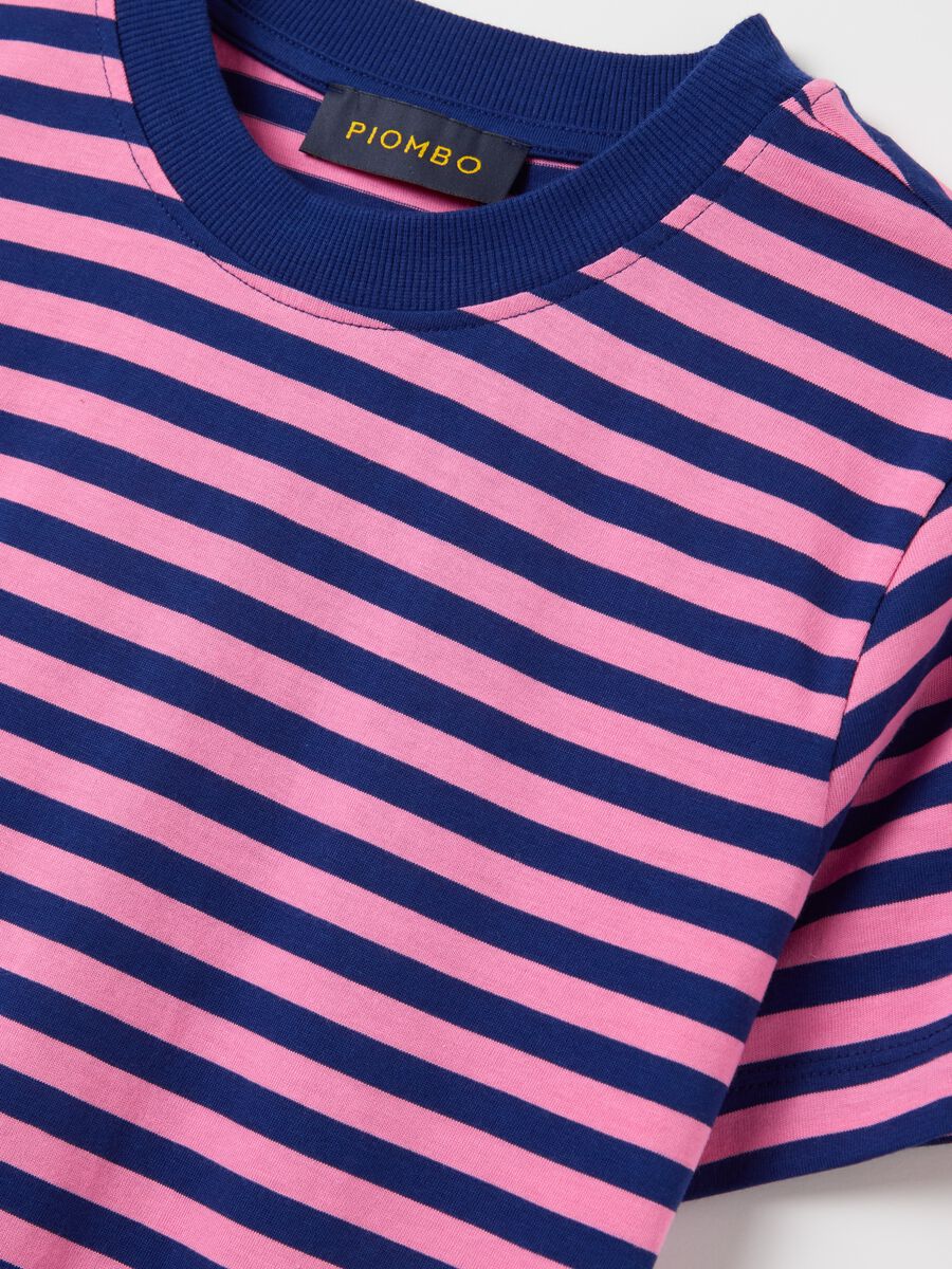 Pink and blue striped T-shirt with short sleeves_5