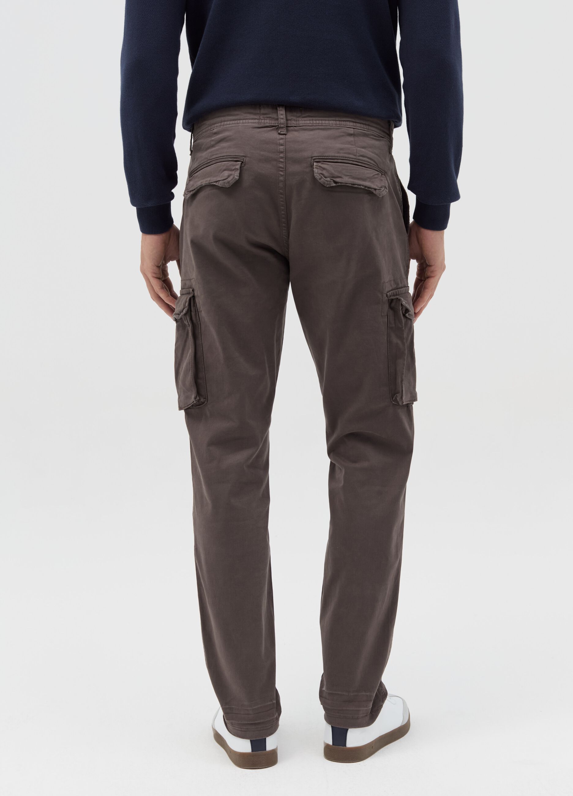 Pantaloni cargo in twill