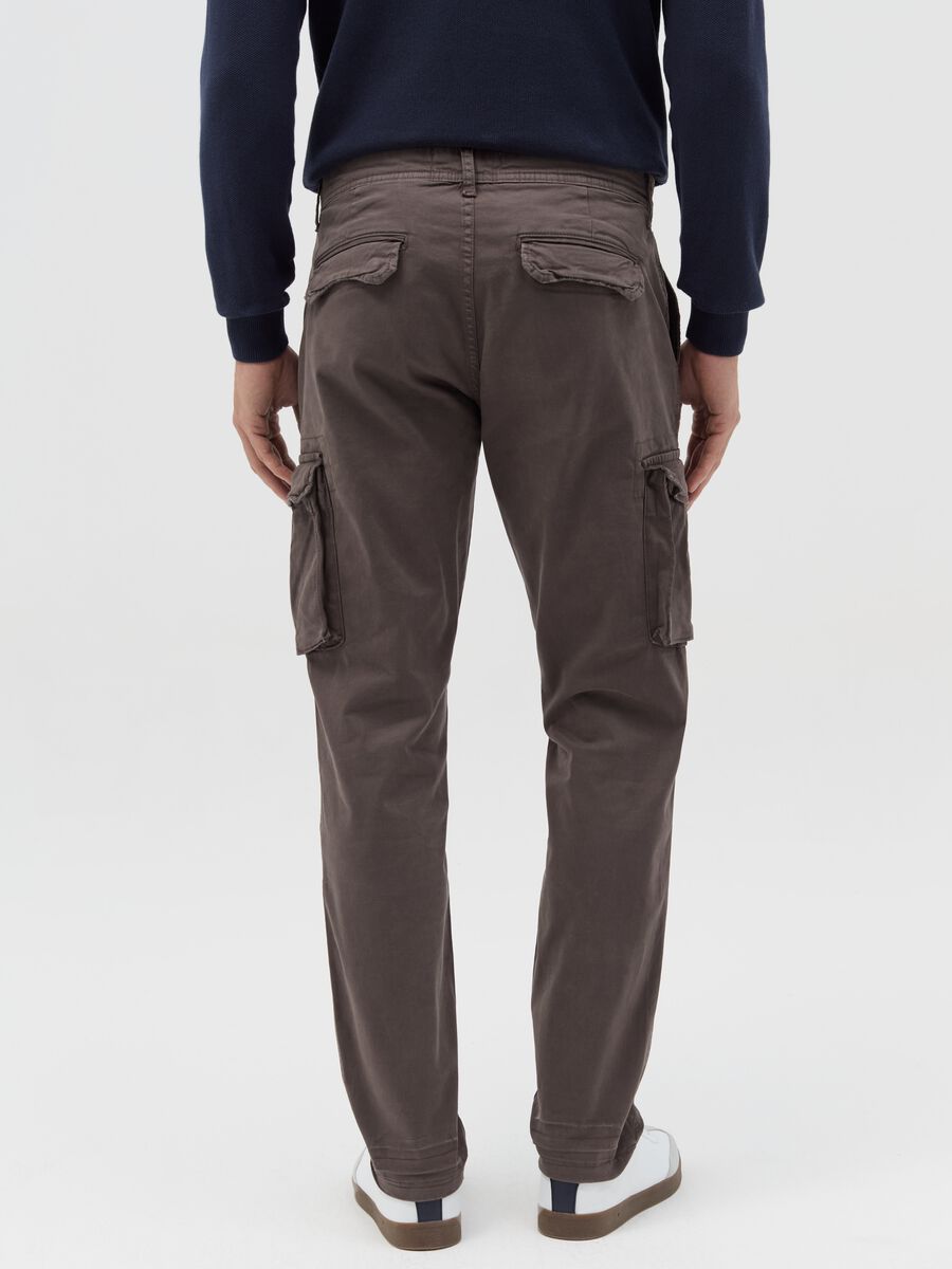 Cargo trousers in twill_3