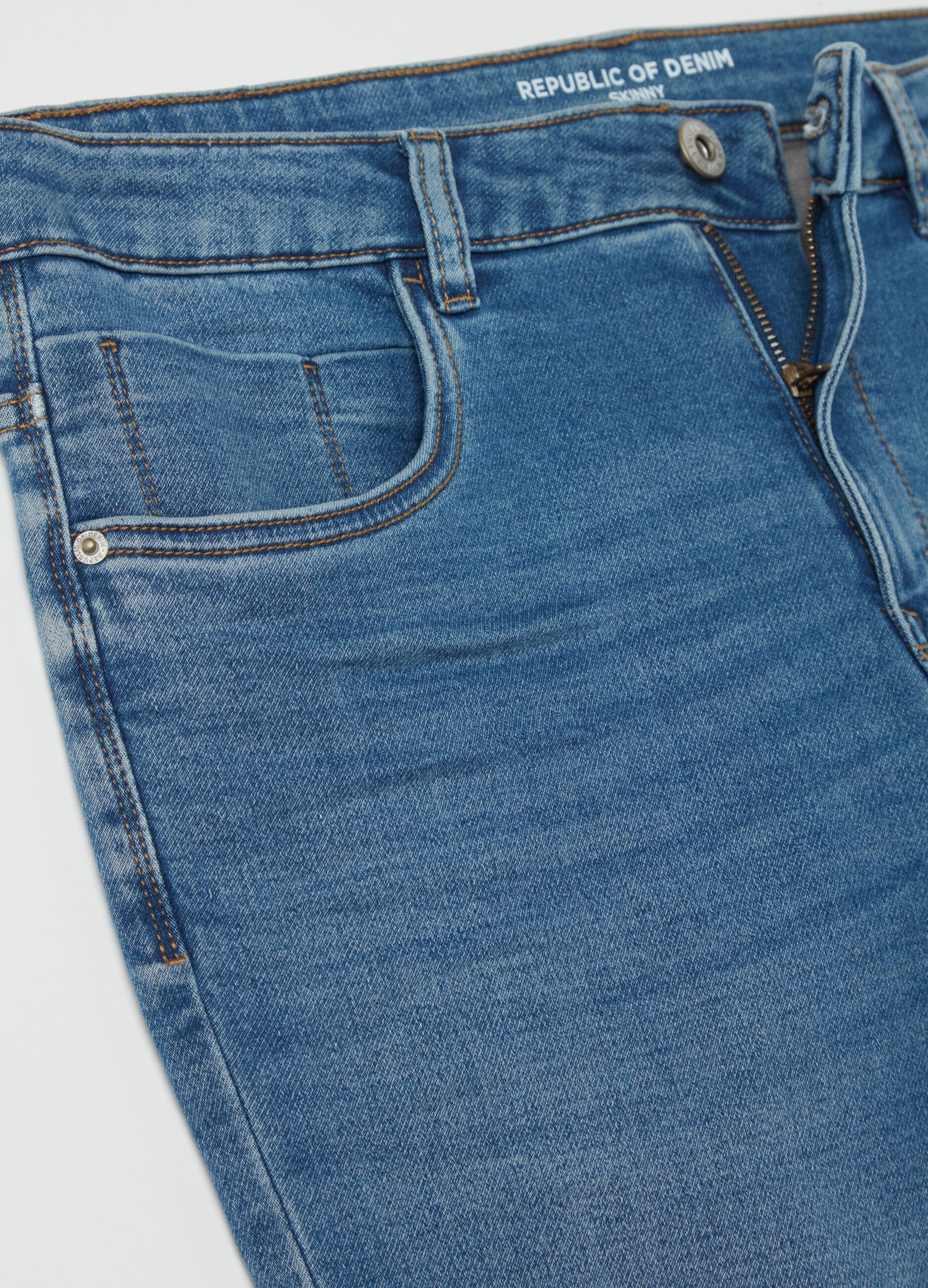 Skinny-fit jeans with fading
