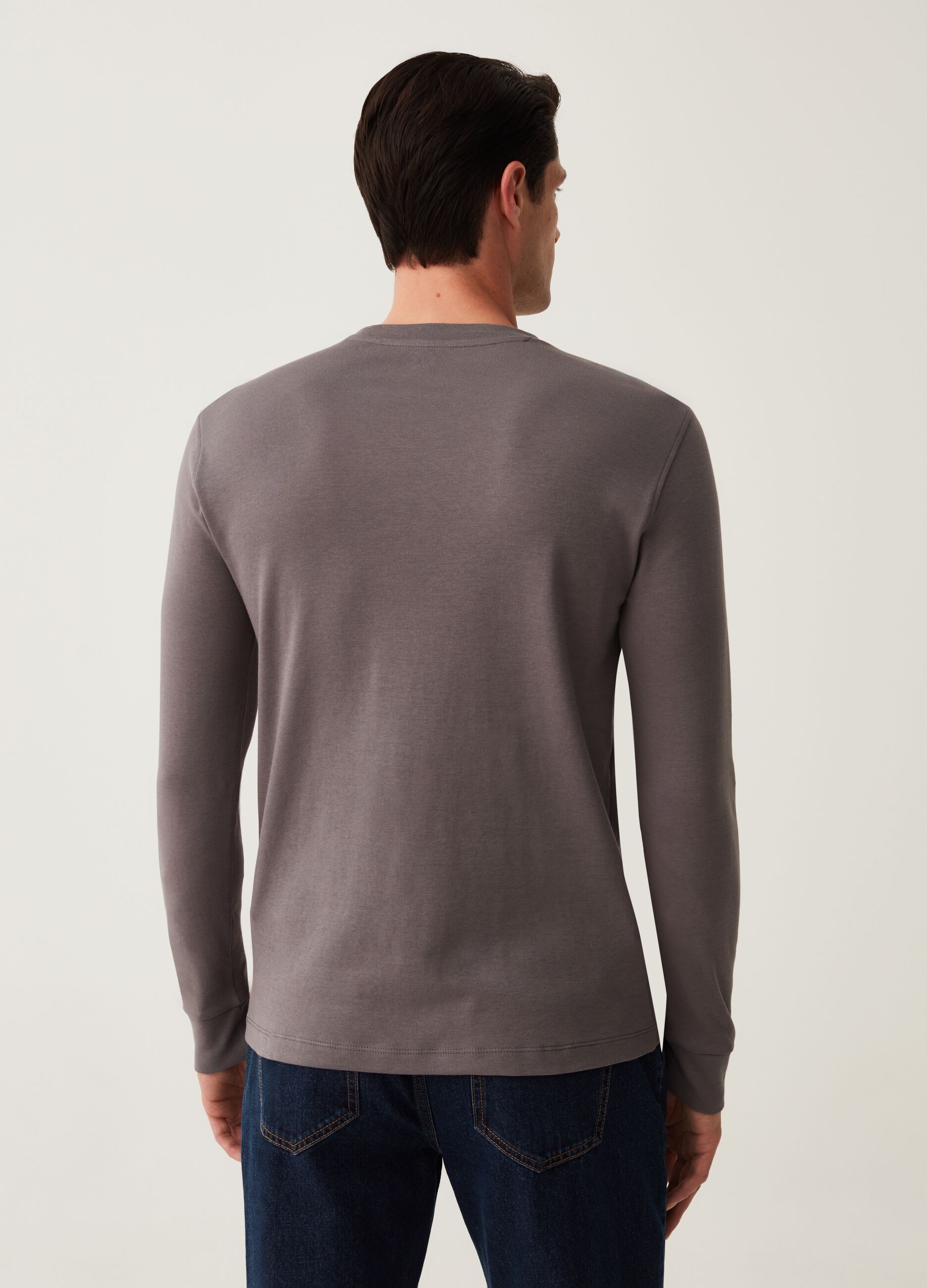 T-shirt a maniche lunghe scollo rotondo_2