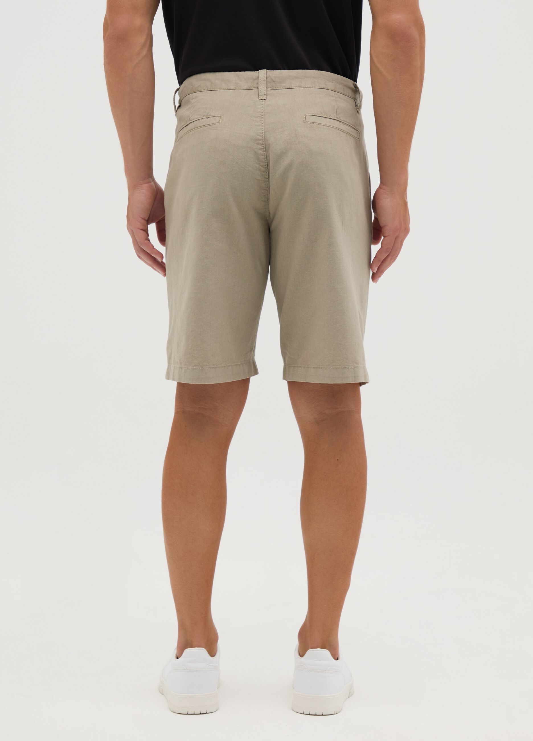 Bermuda da uomo in lino beige regular fit
