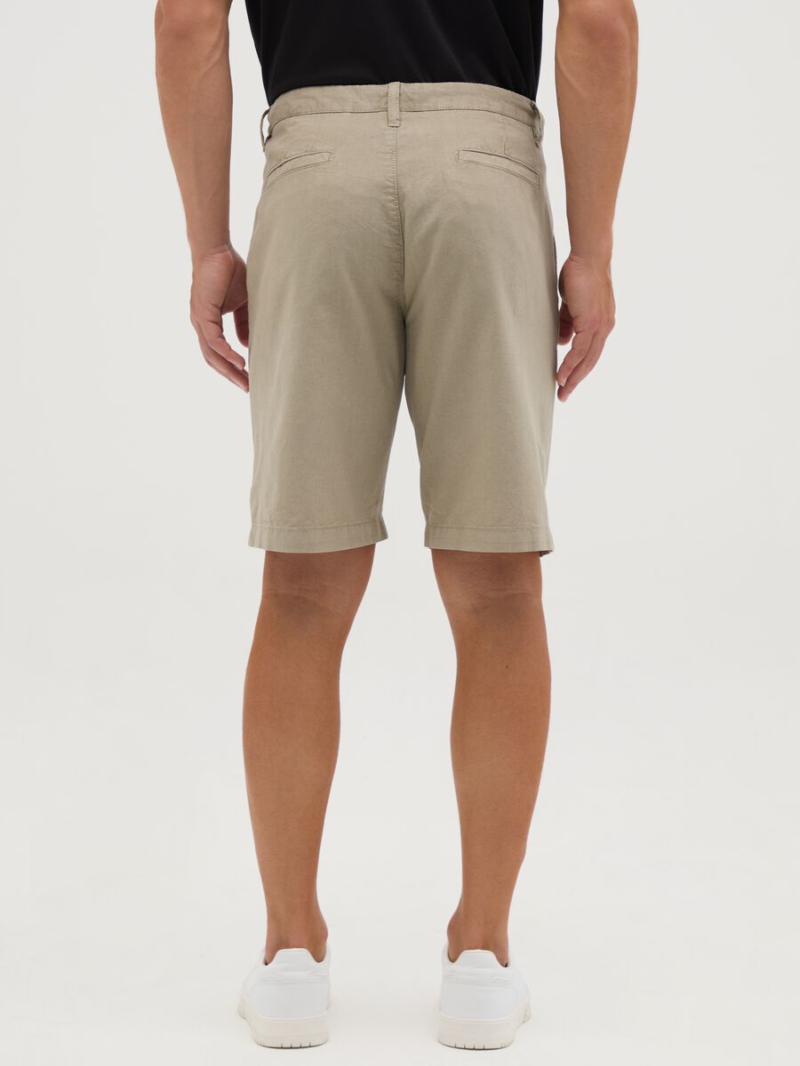 Men's Beige Regular Fit Linen Blend Shorts_3