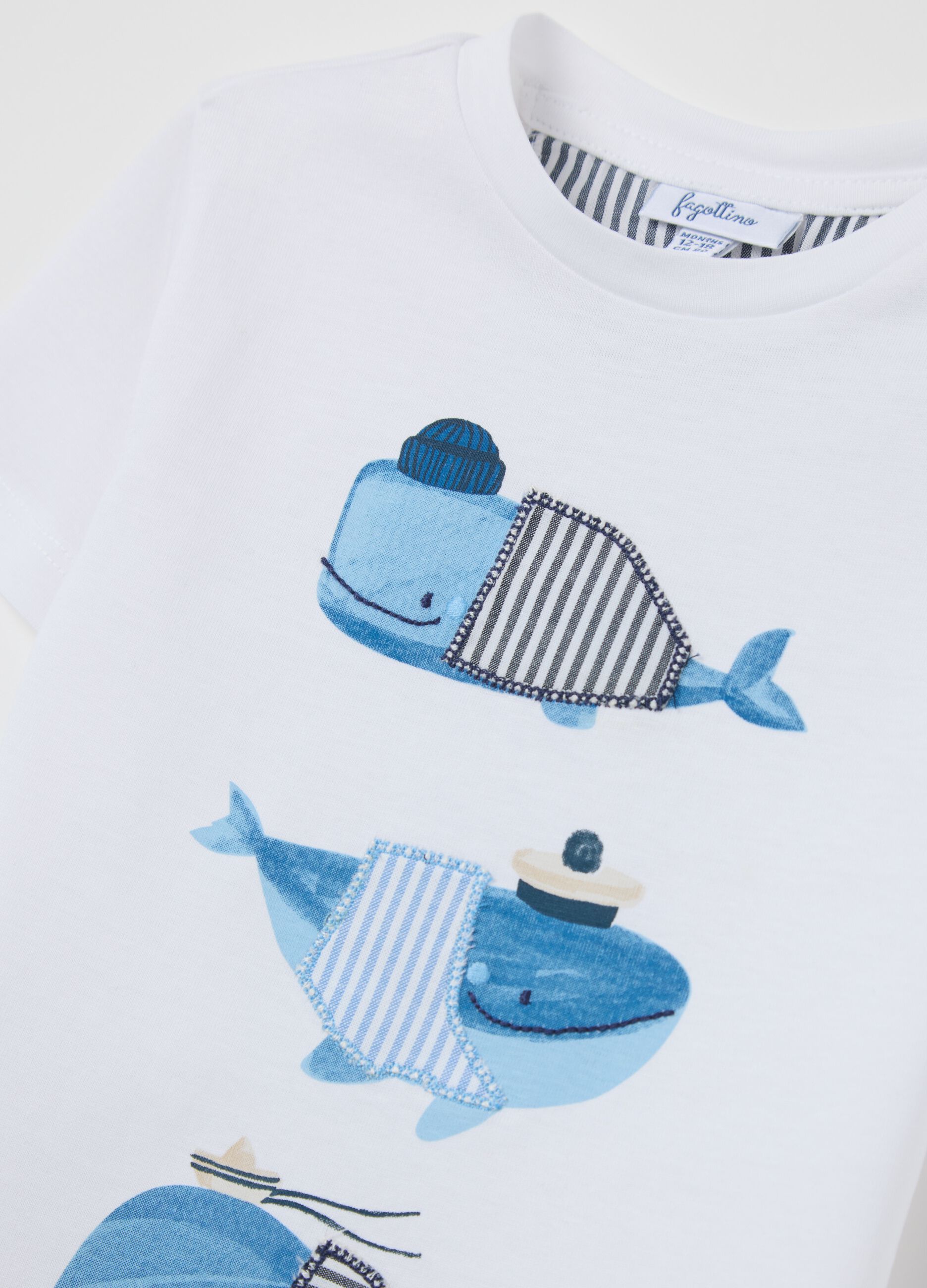 White cotton T-shirt with whales print