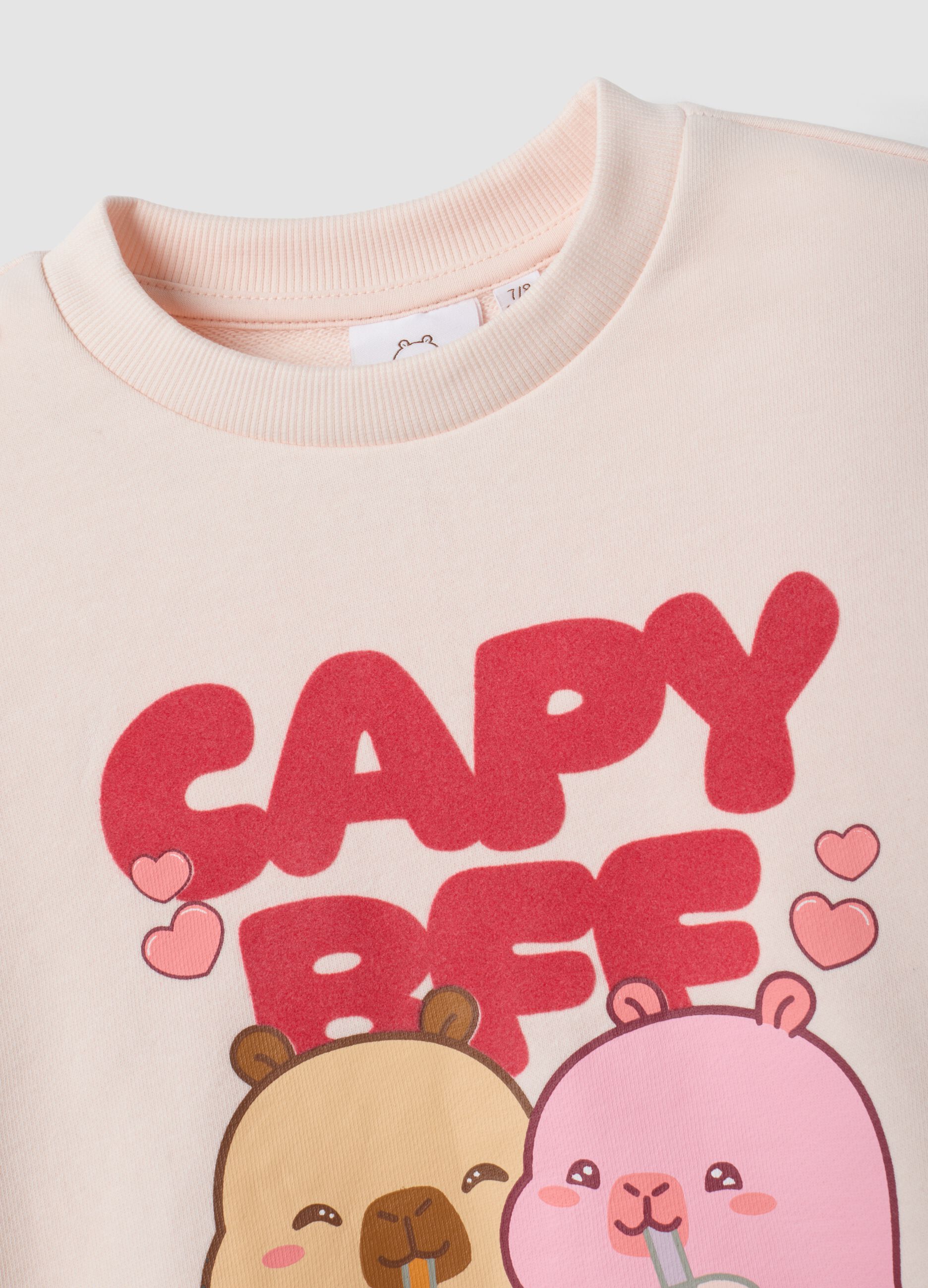 Pink cotton-blend crew-neck sweatshirt with capybara print for girls