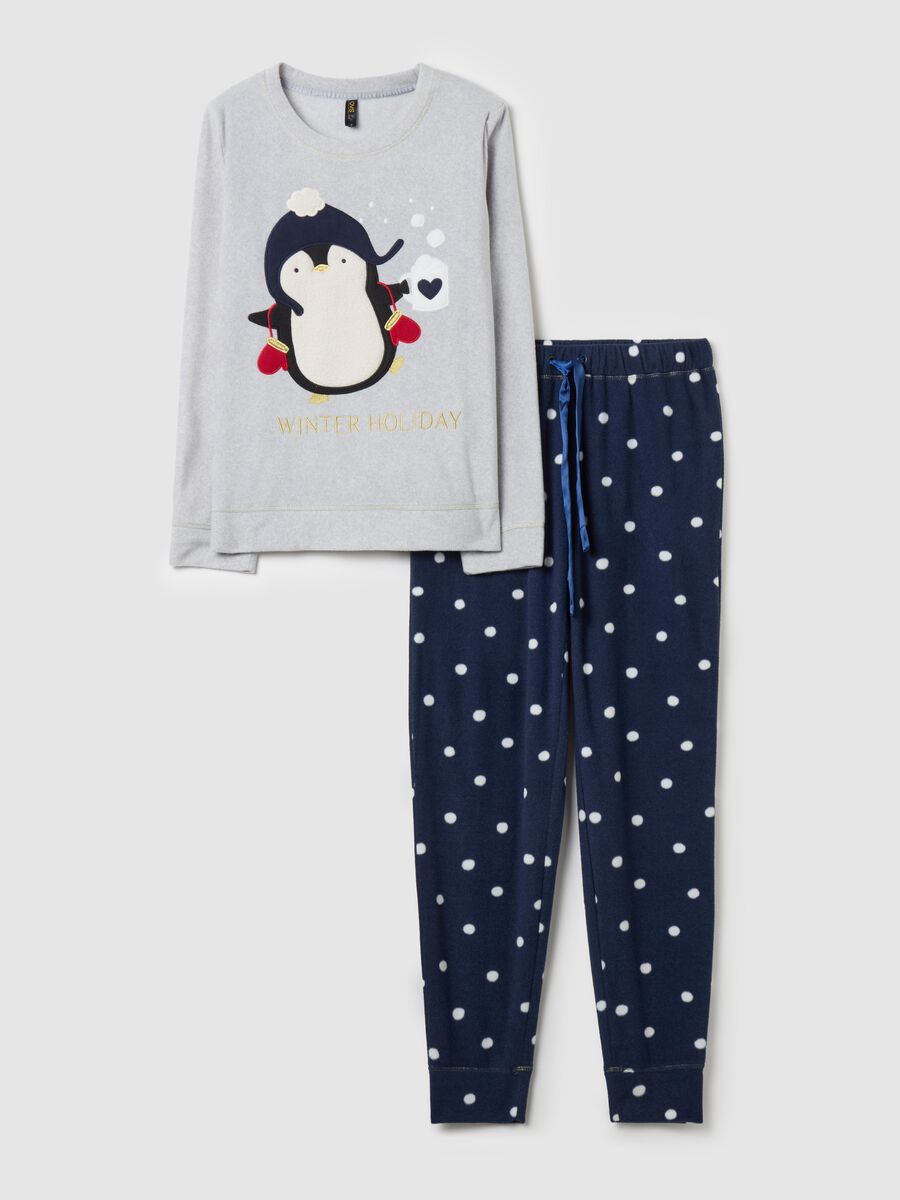 Velour pyjamas with "Winter Holiday" embroidery_4