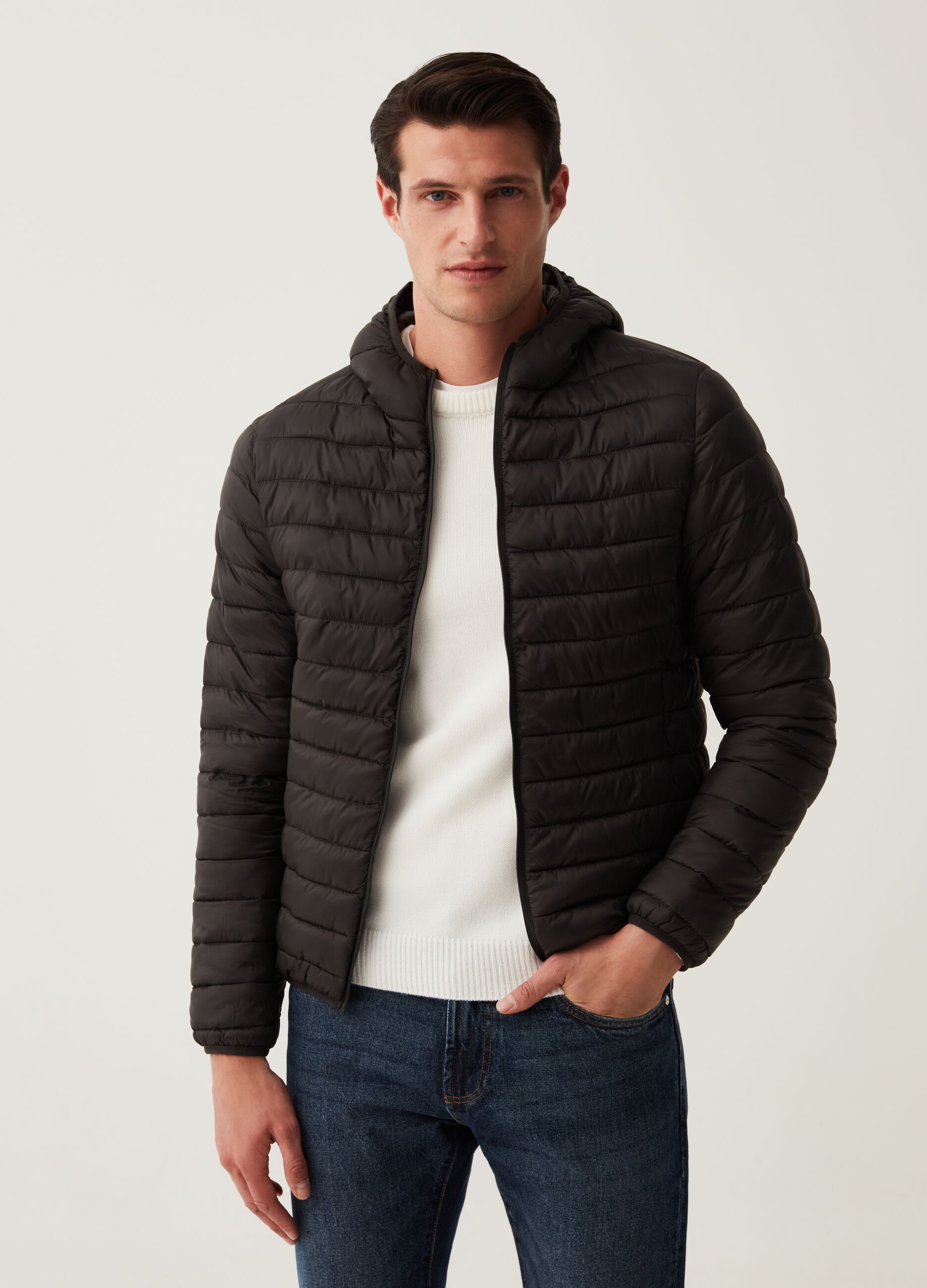 Piumino ultralight con cappuccio