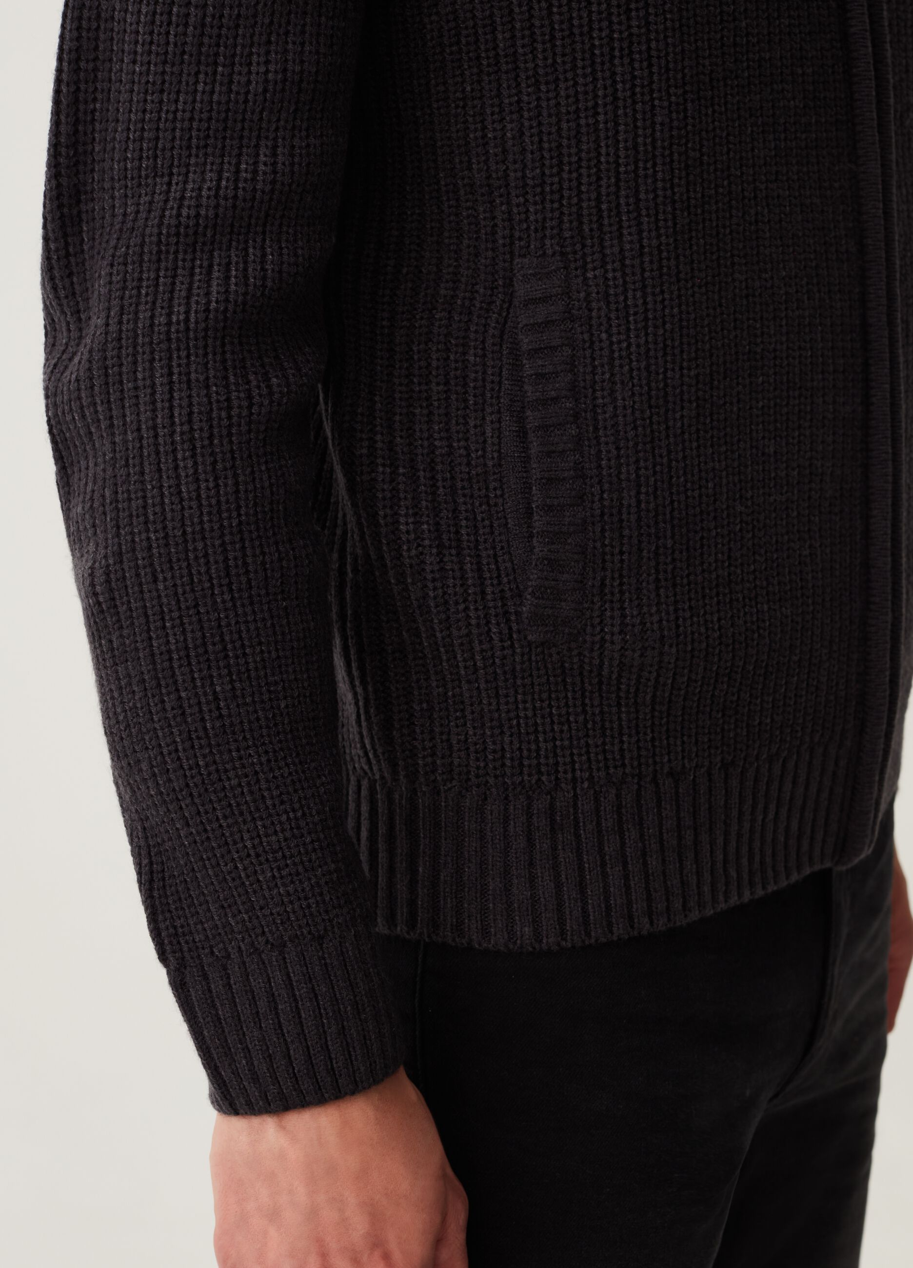 Cardigan full-zip a coste_3