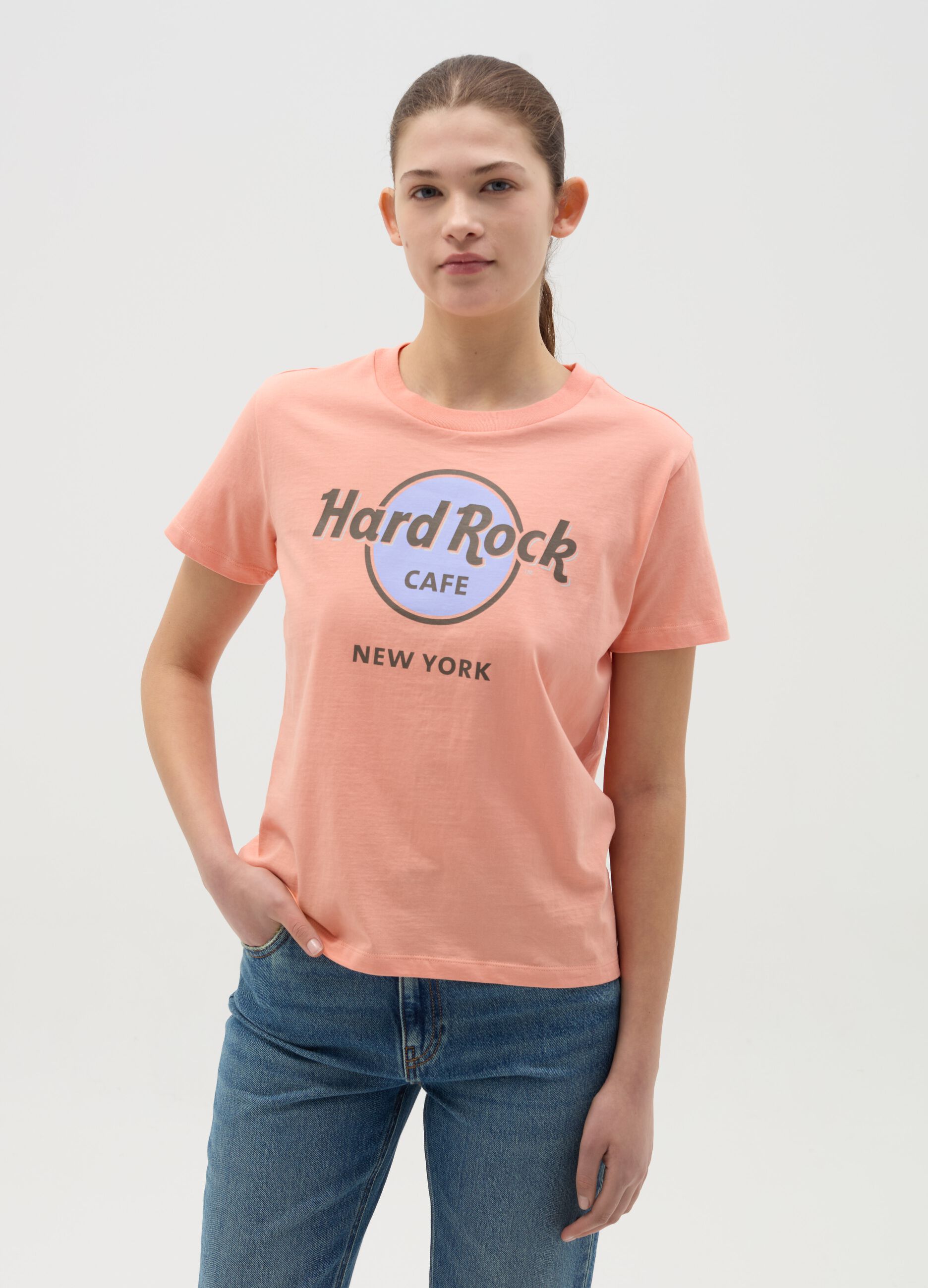 Pink T-shirt with Hard Rock Café New York print