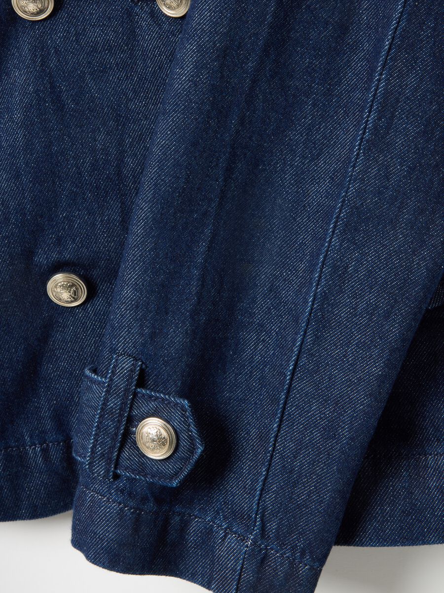 Blue denim pure cotton regular fit jacket with gold buttons_5