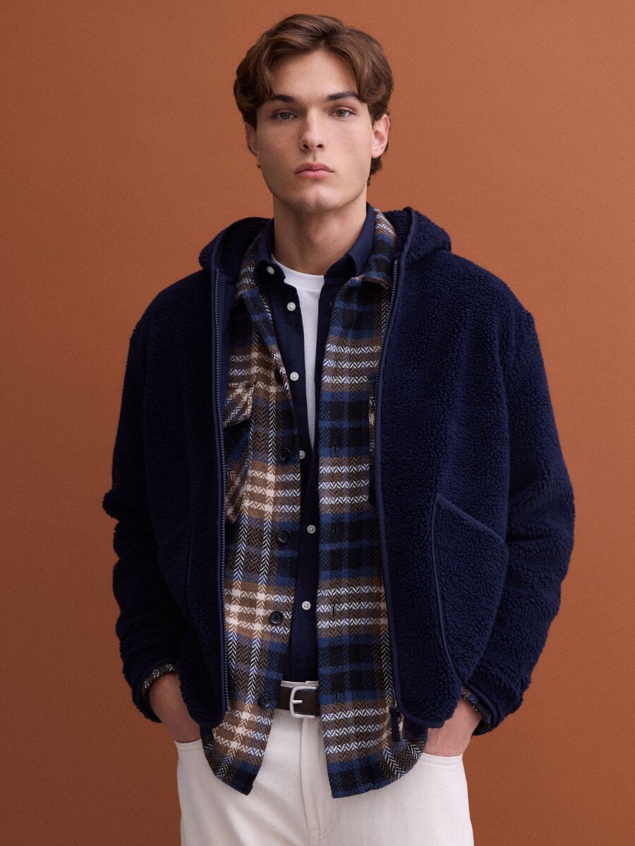 Felpa sherpa blu con cappuccio regular fit_0