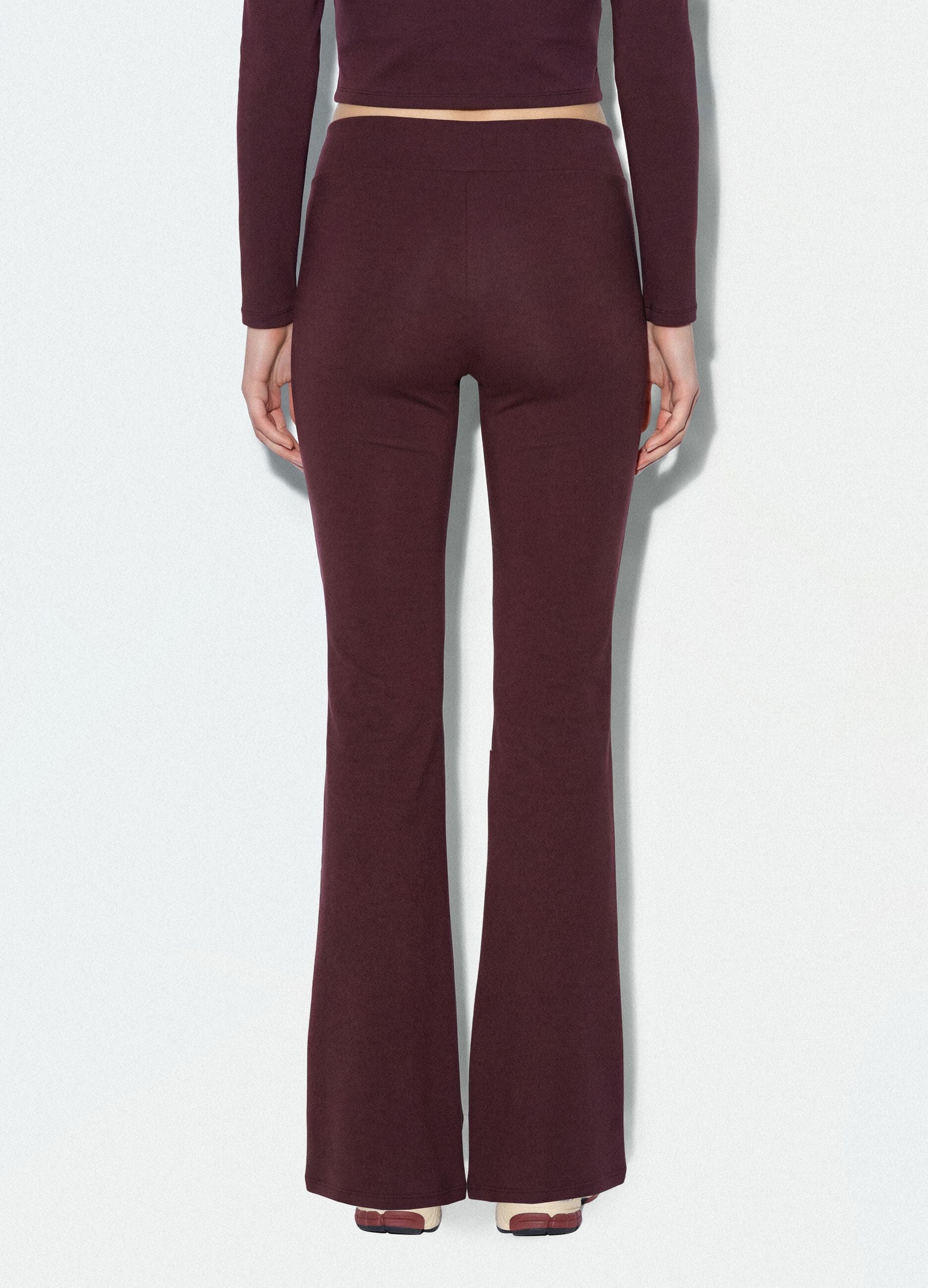 Pantaloni viola flare in modal elasticizzato