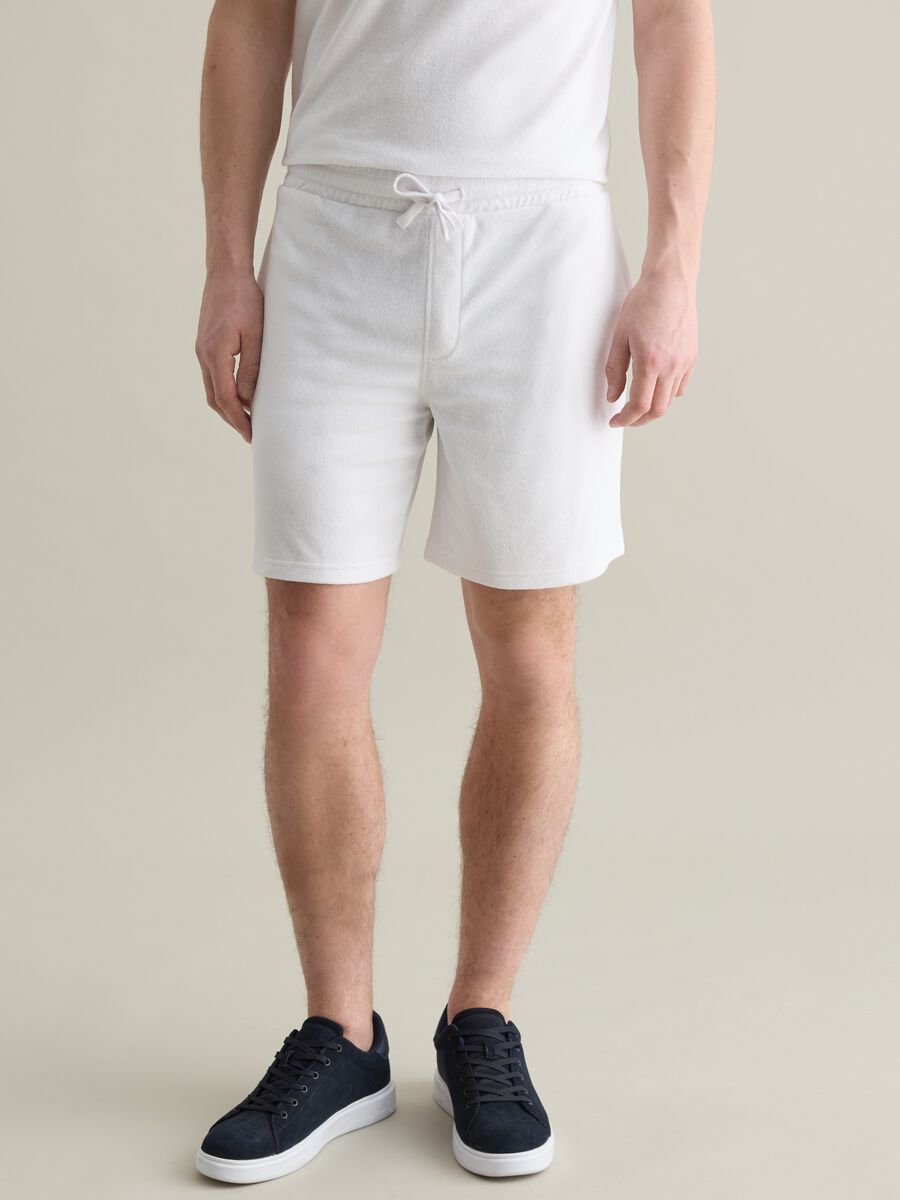 White cotton blend Bermuda shorts_1