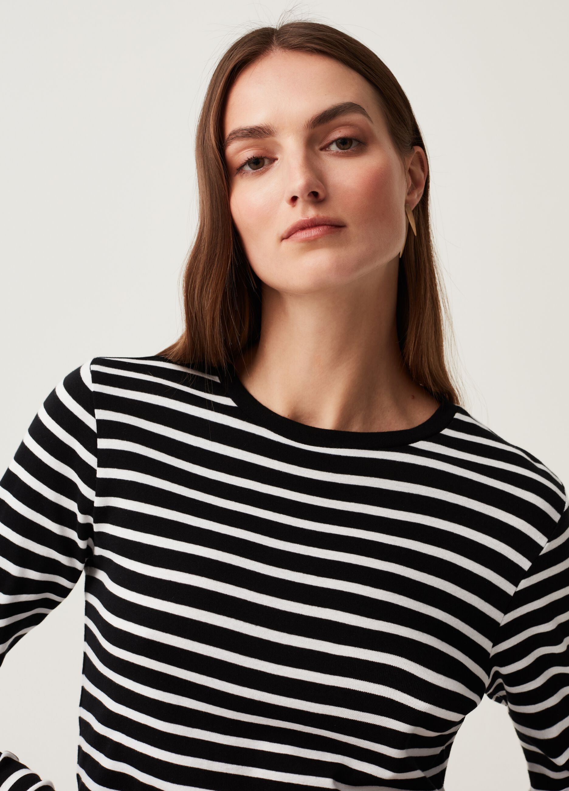 Long-sleeved striped T-shirt