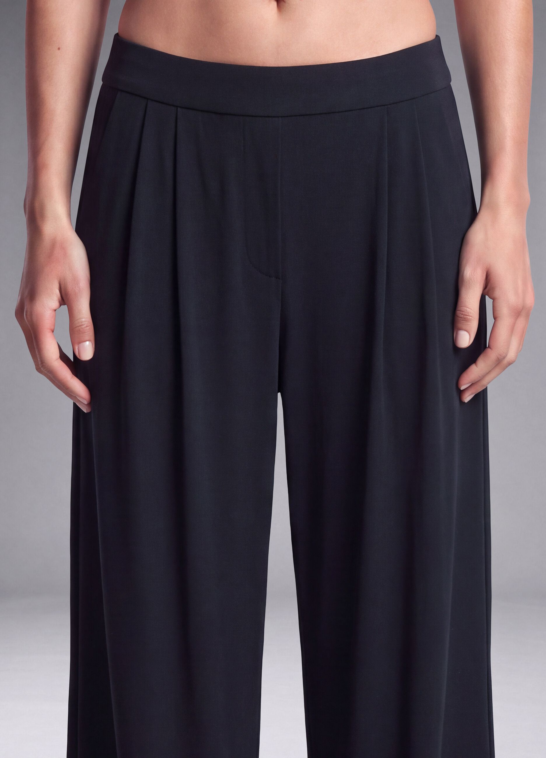 Pantaloni Easy Dry neri in tessuto elasticizzato wide leg ALTAVIA STUDIO