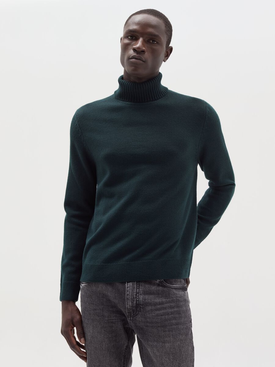 Pullover with high neck_0