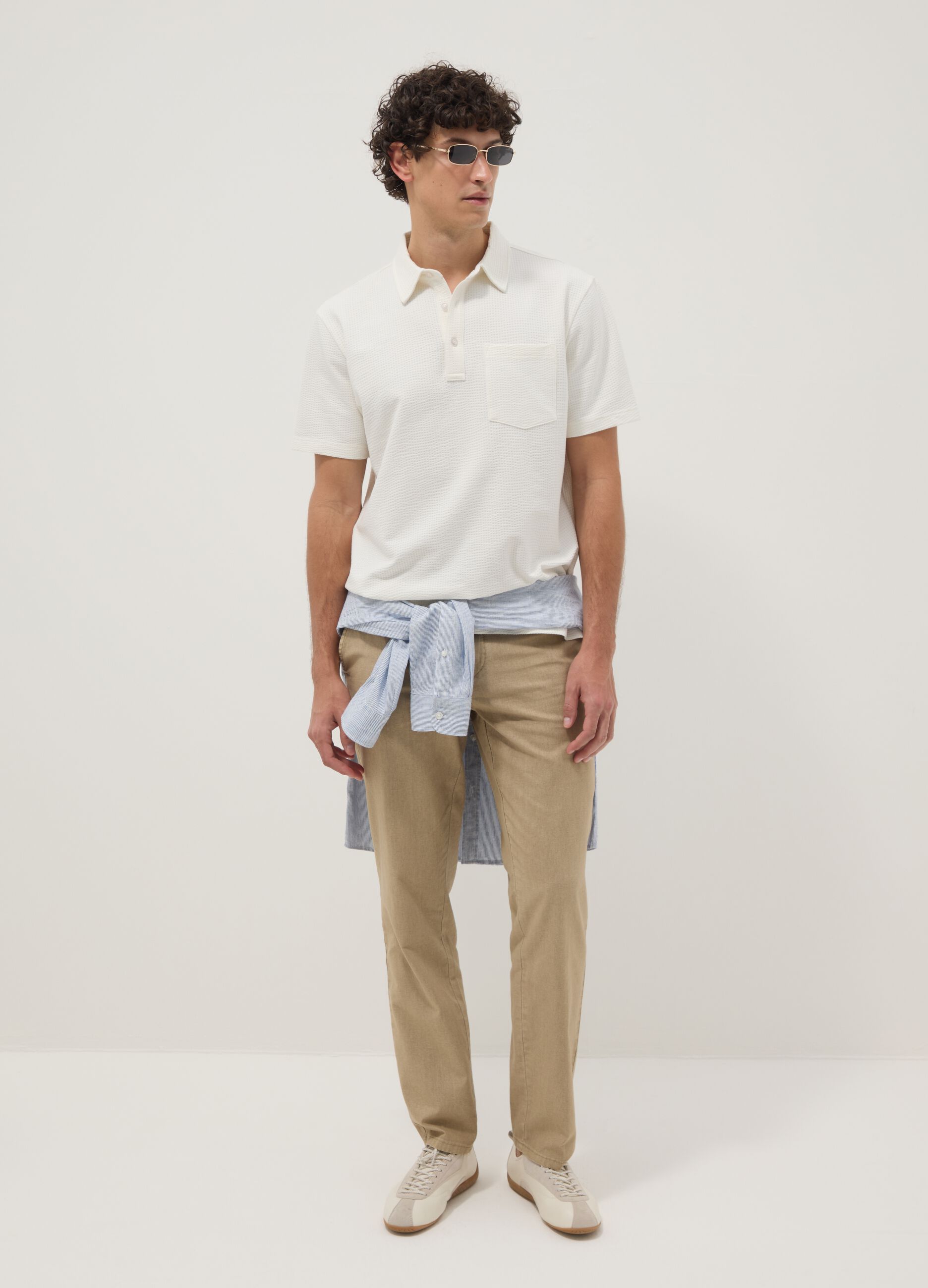 White short-sleeve stretch polo shirt