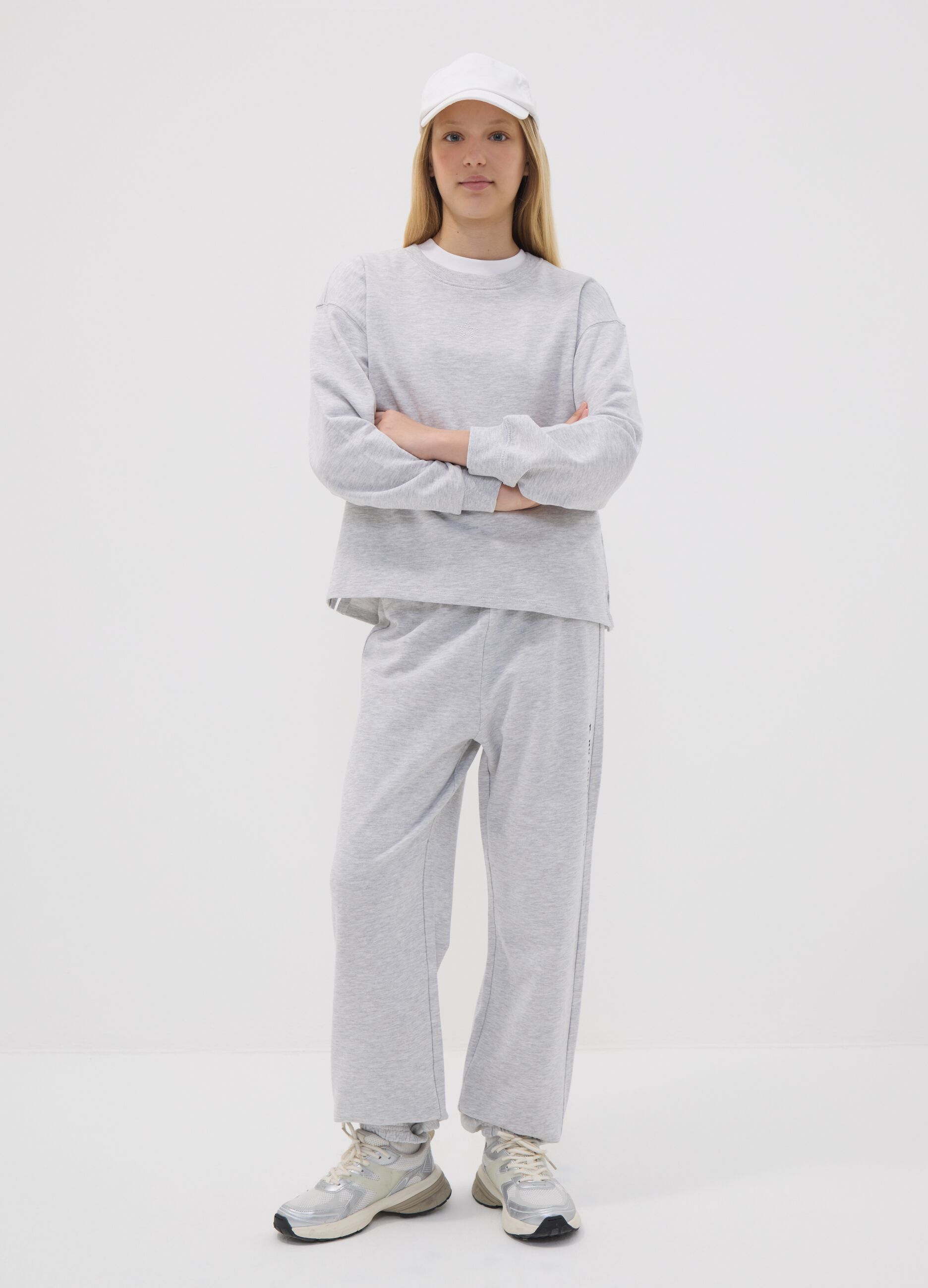 Girls&rsquo; grey organic cotton-blend joggers with print
