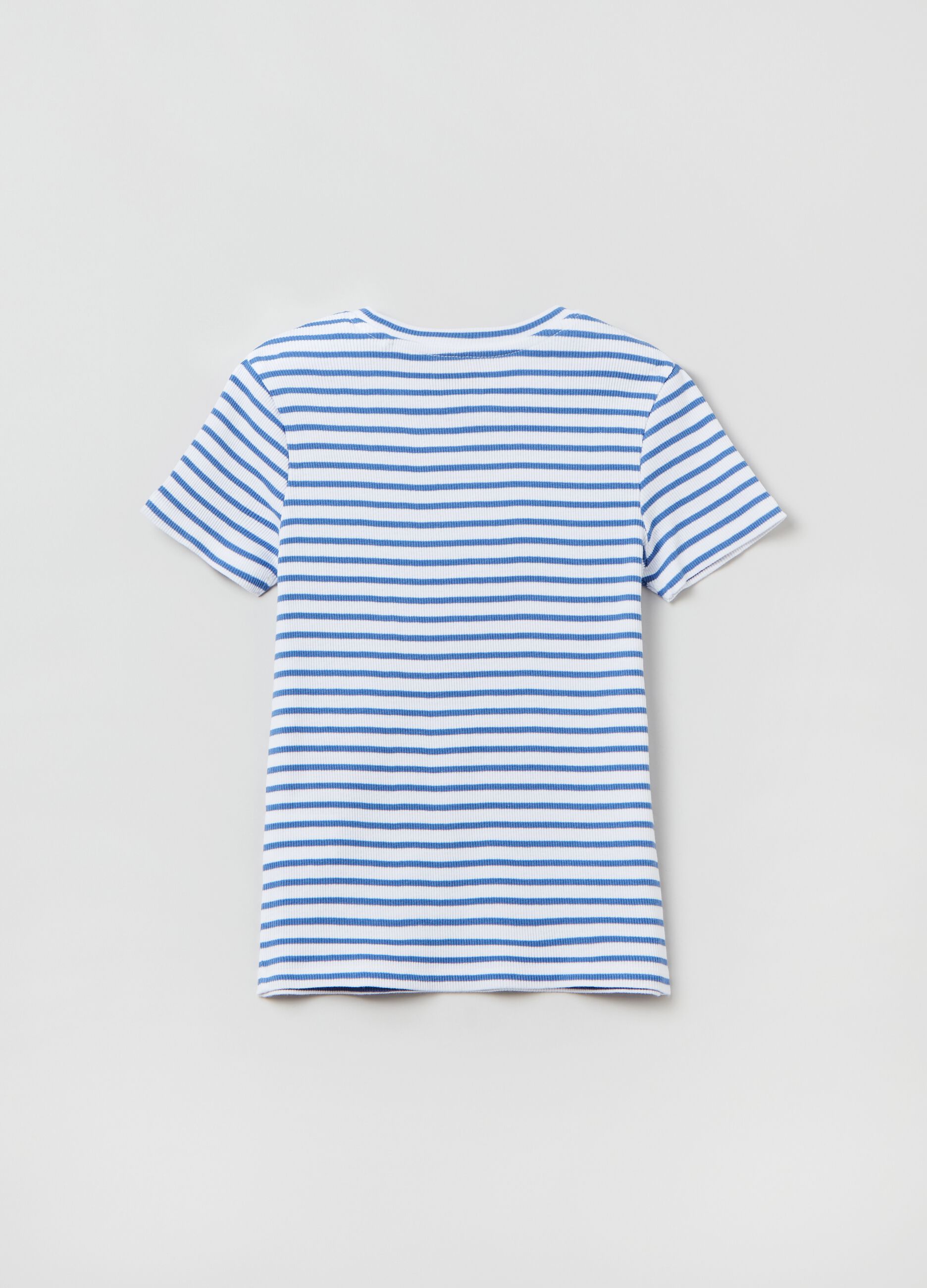 T-shirt a costina con fantasia a righe_1