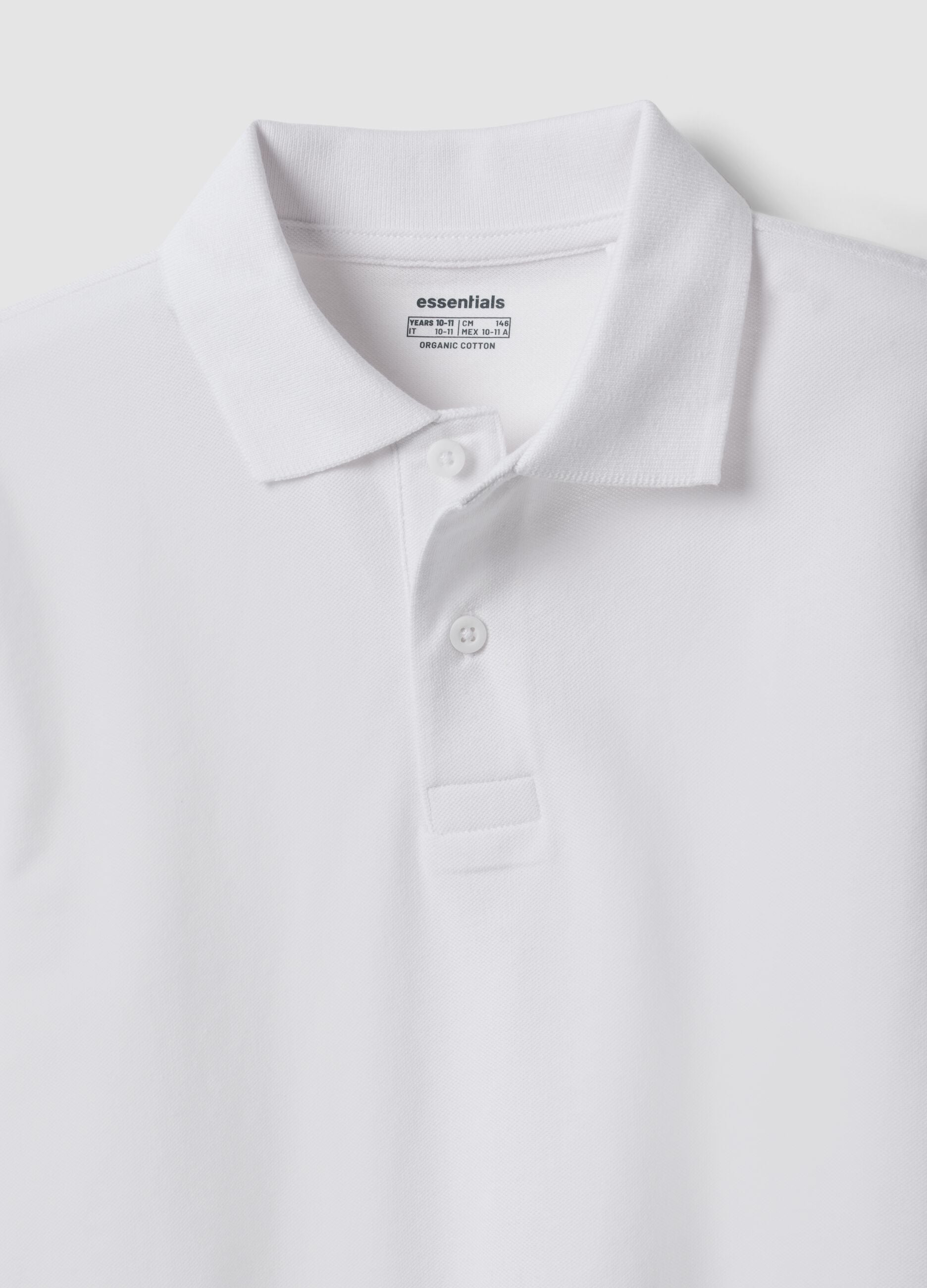 Boys&rsquo; regular-fit organic cotton piqu&eacute; white polo shirt