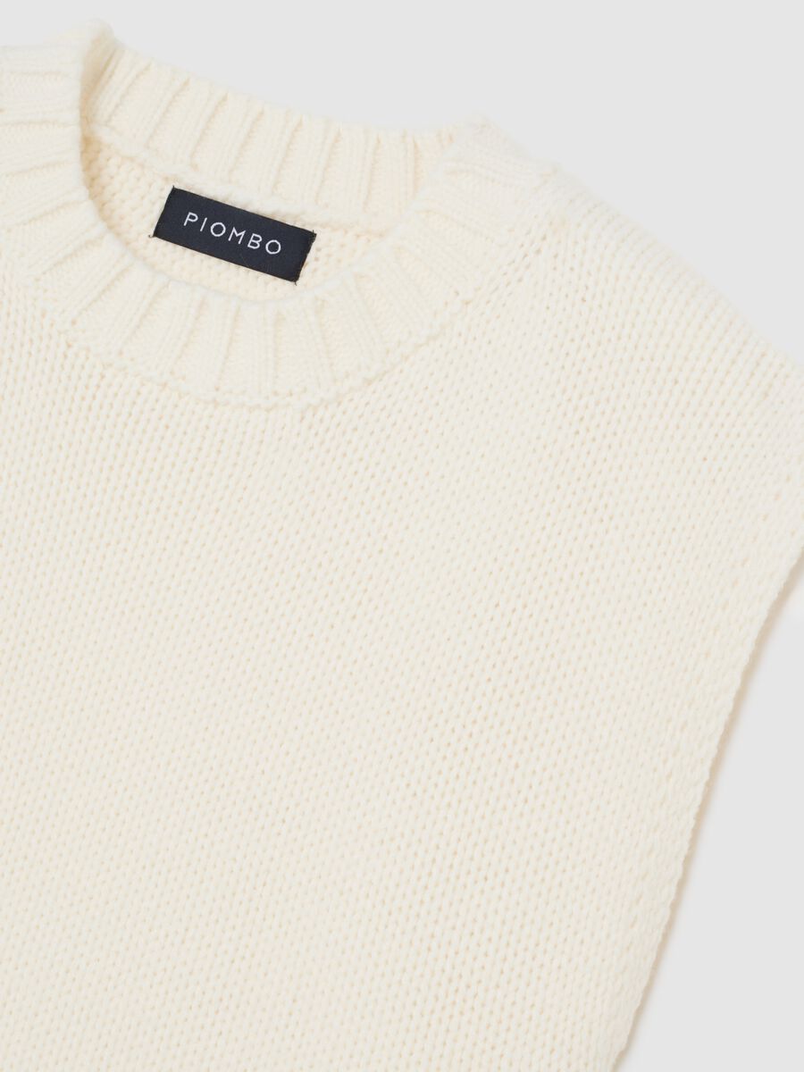 White Over Fit Vest_5