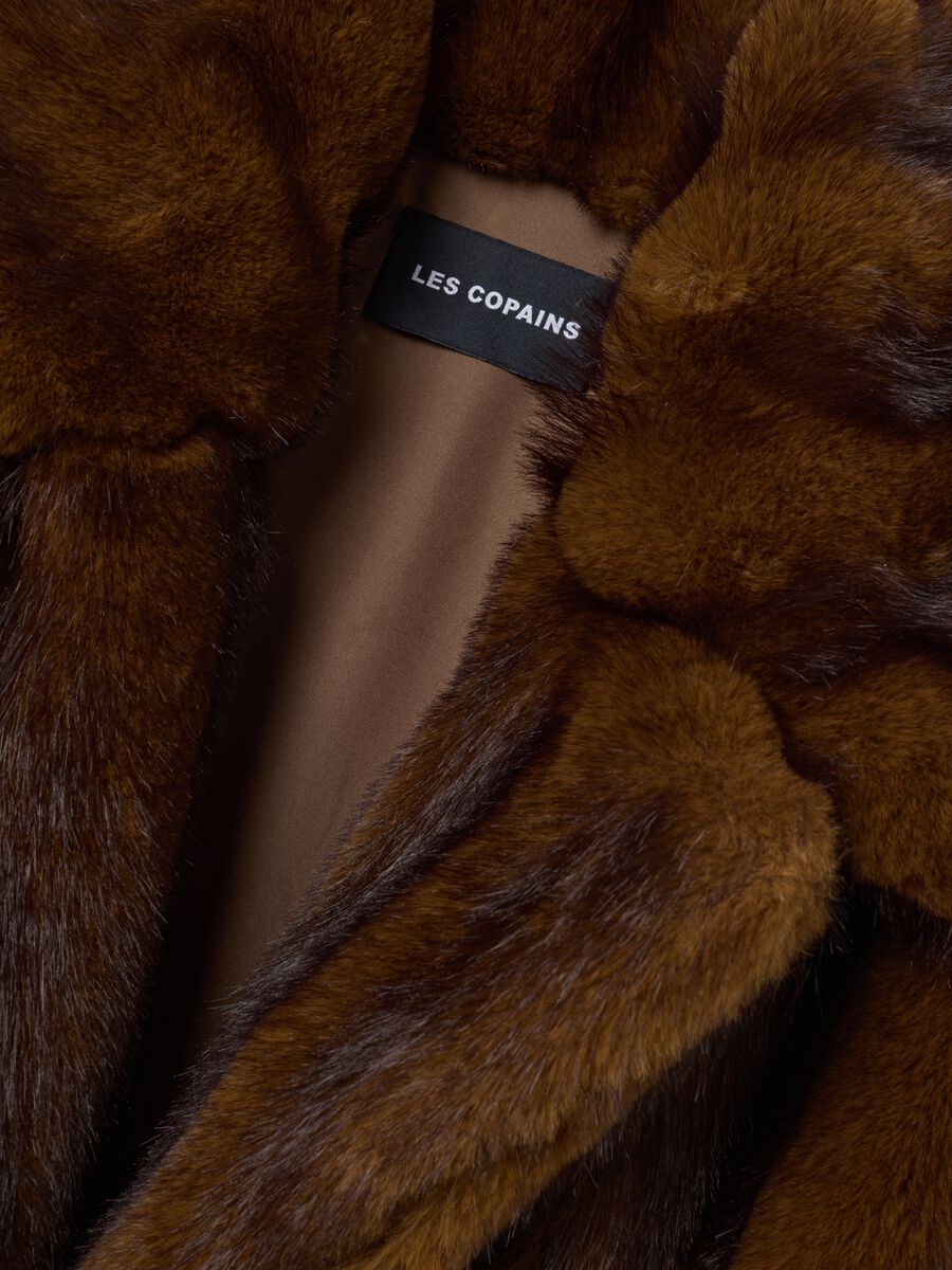 Brown long regular fit sleeveless jacket_5