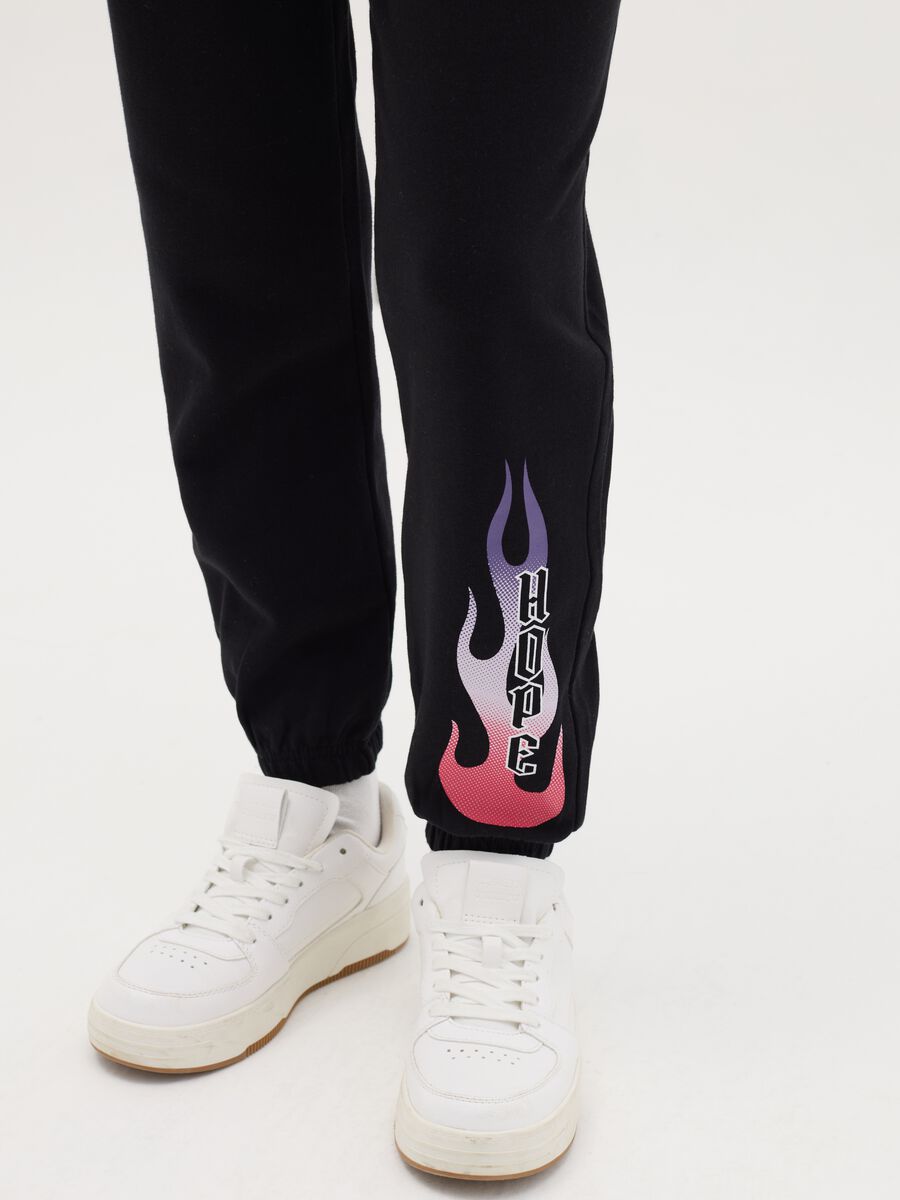 Joggers with drawstring and "Hope” flame print_2
