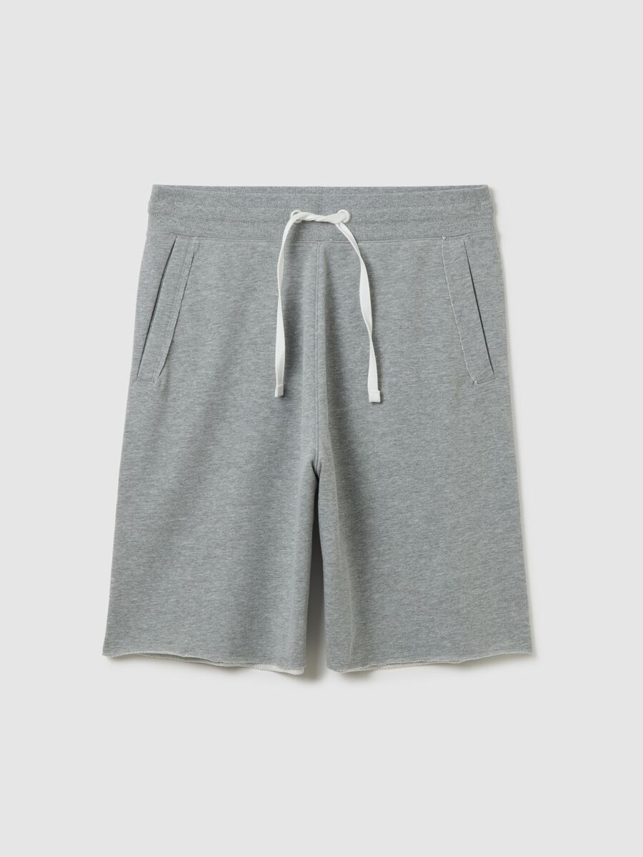 Men's grey cotton blend relaxed fit shorts with adjustable drawstring_4