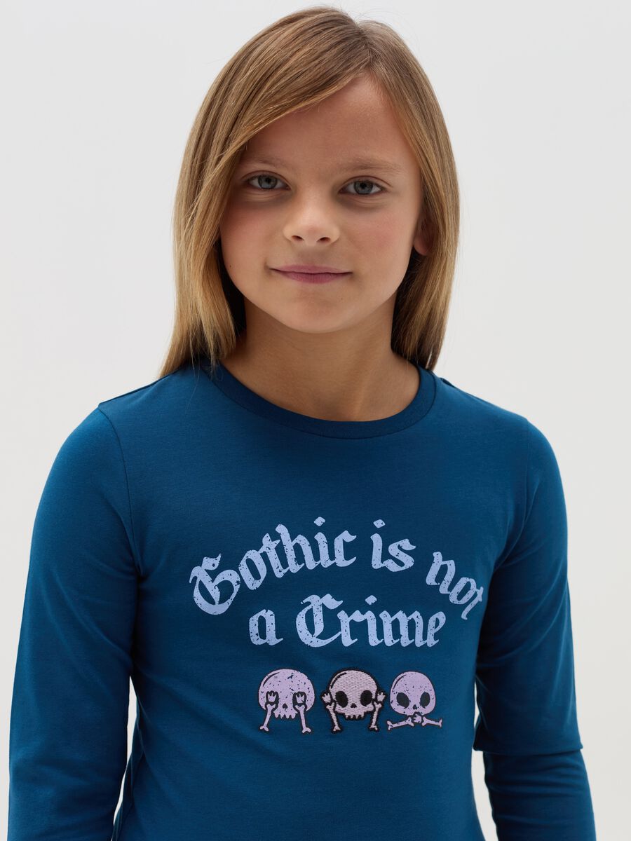Long-sleeved T-shirt with gothic print_1