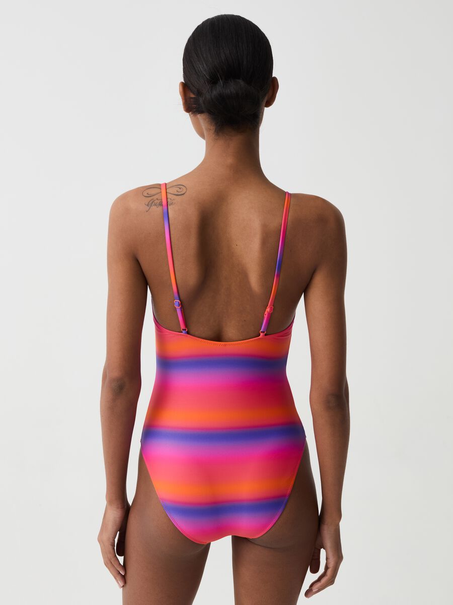 One-piece swimsuit with faded stripe pattern_2