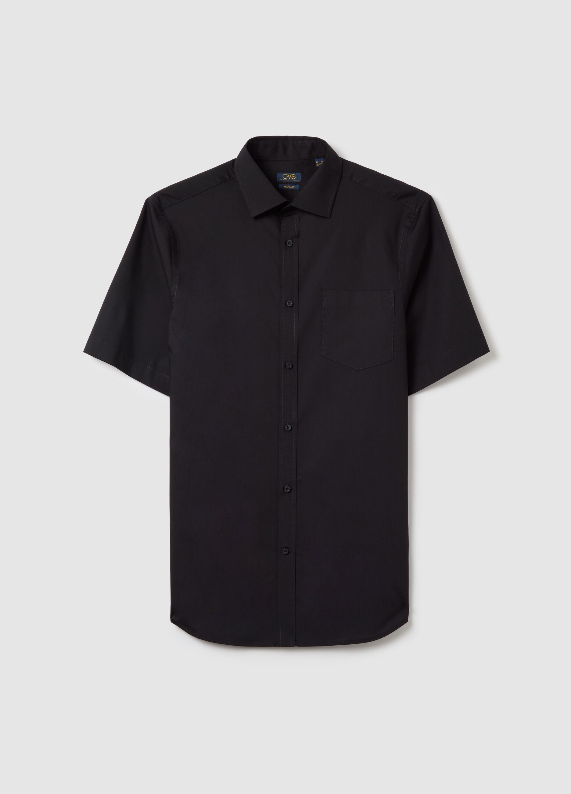 Regular-fit easy-iron shirt with short sleeves
