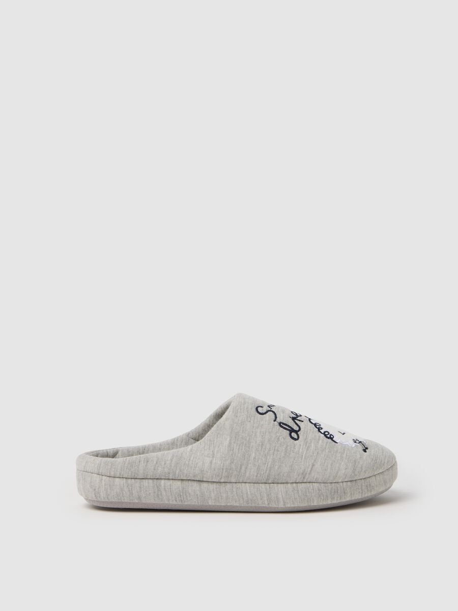Grey embroidered women's slippers_0