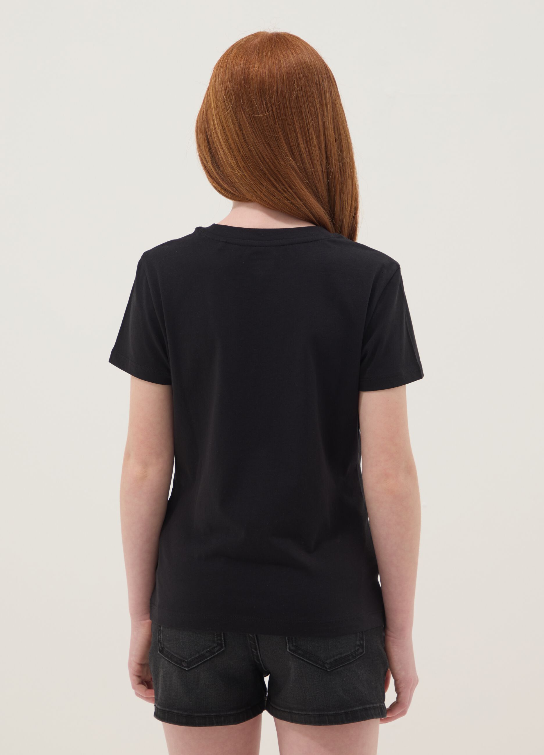 Girls&rsquo; black pure cotton regular-fit T-shirt