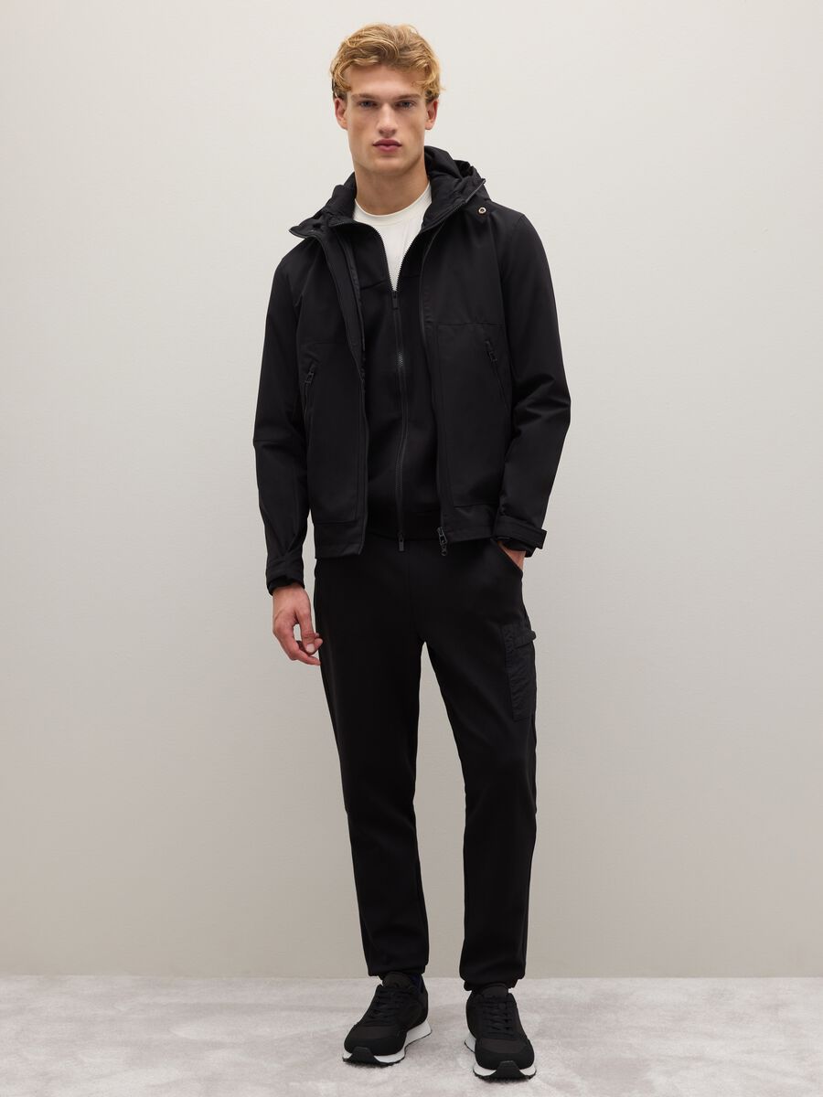 Black Trainers_0