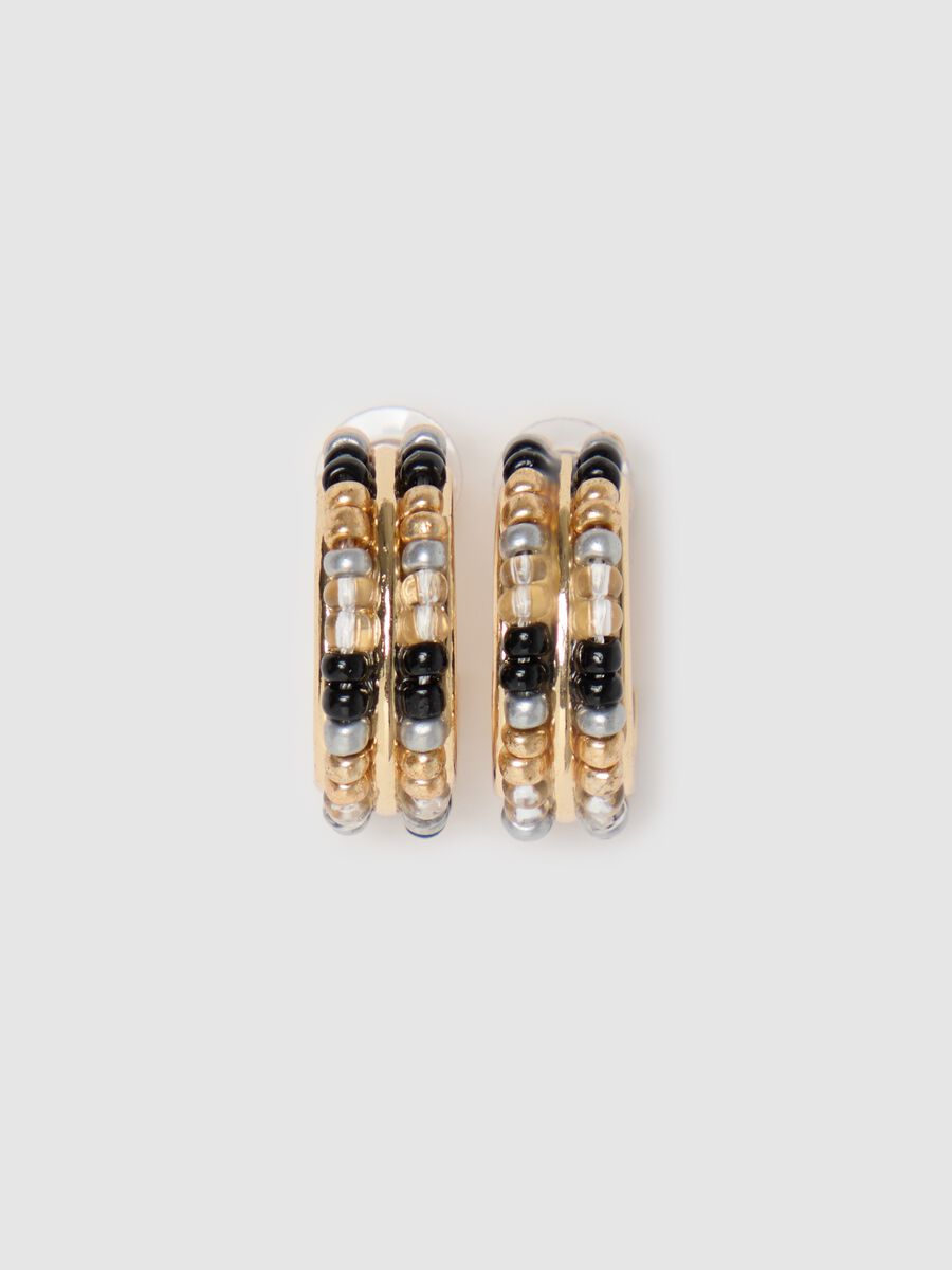 Gold hoop earrings with beads_0