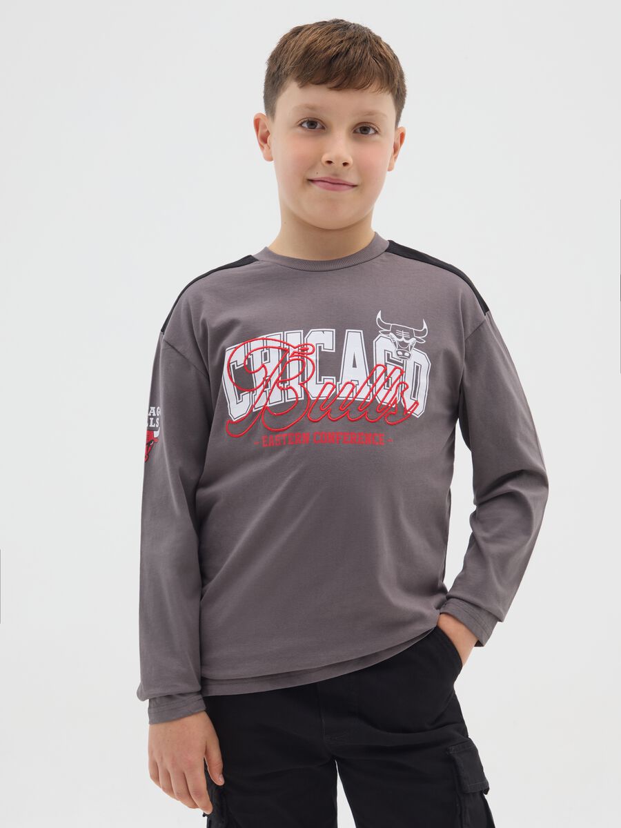 Maglia da ragazzo in puro cotone marrone regular fit con scollo rotondo_0