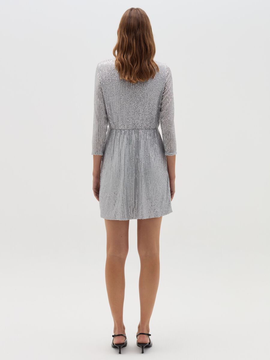 Short dress with all-over sequins_3
