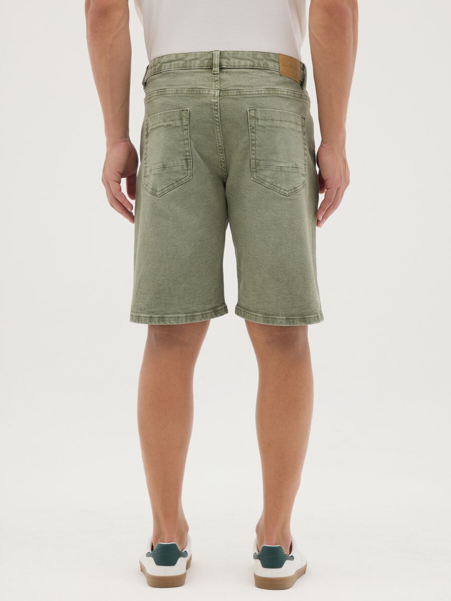 Men's green denim regular fit shorts_3