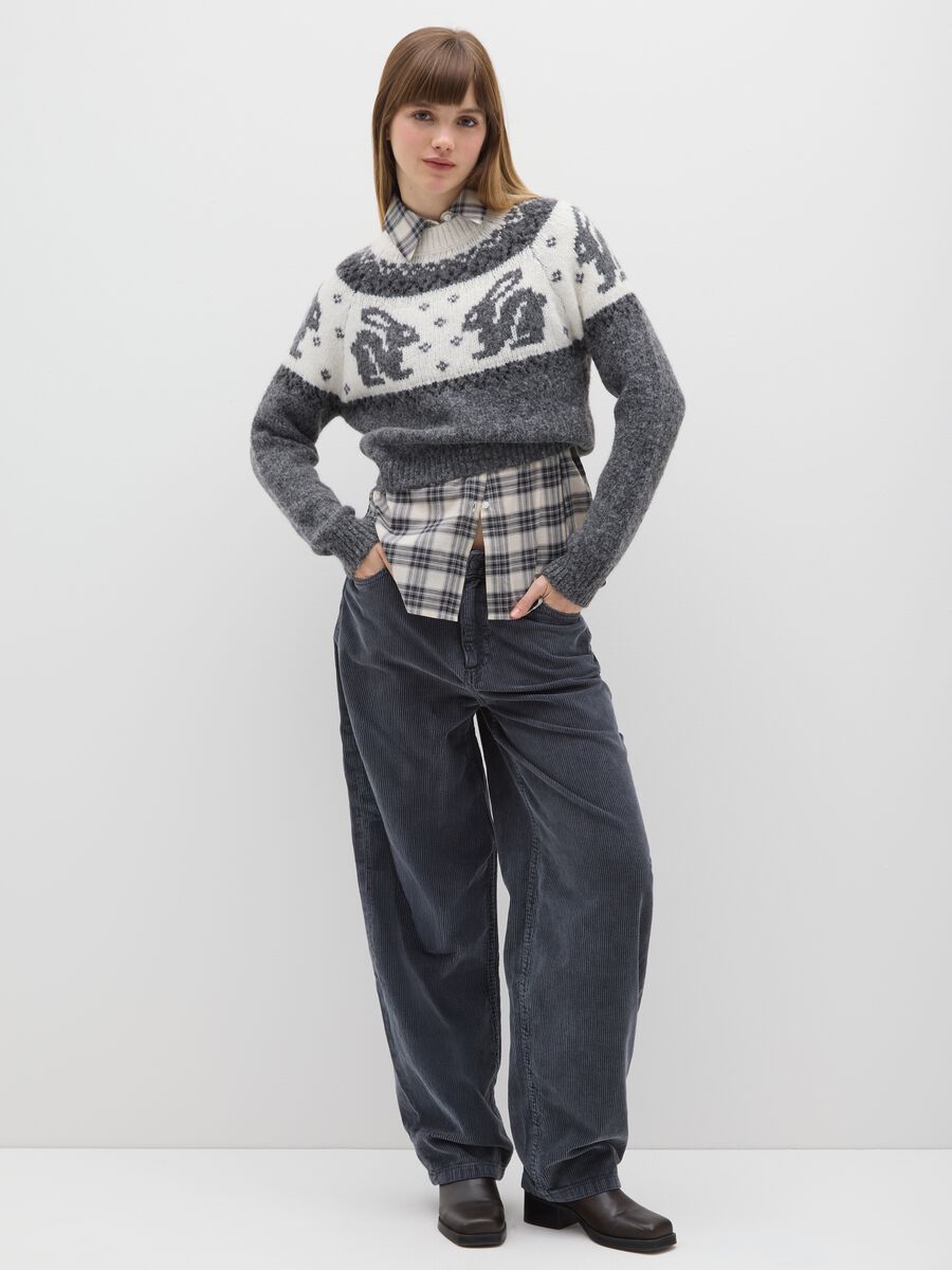 Grey and white jumper with rabbit pattern_1