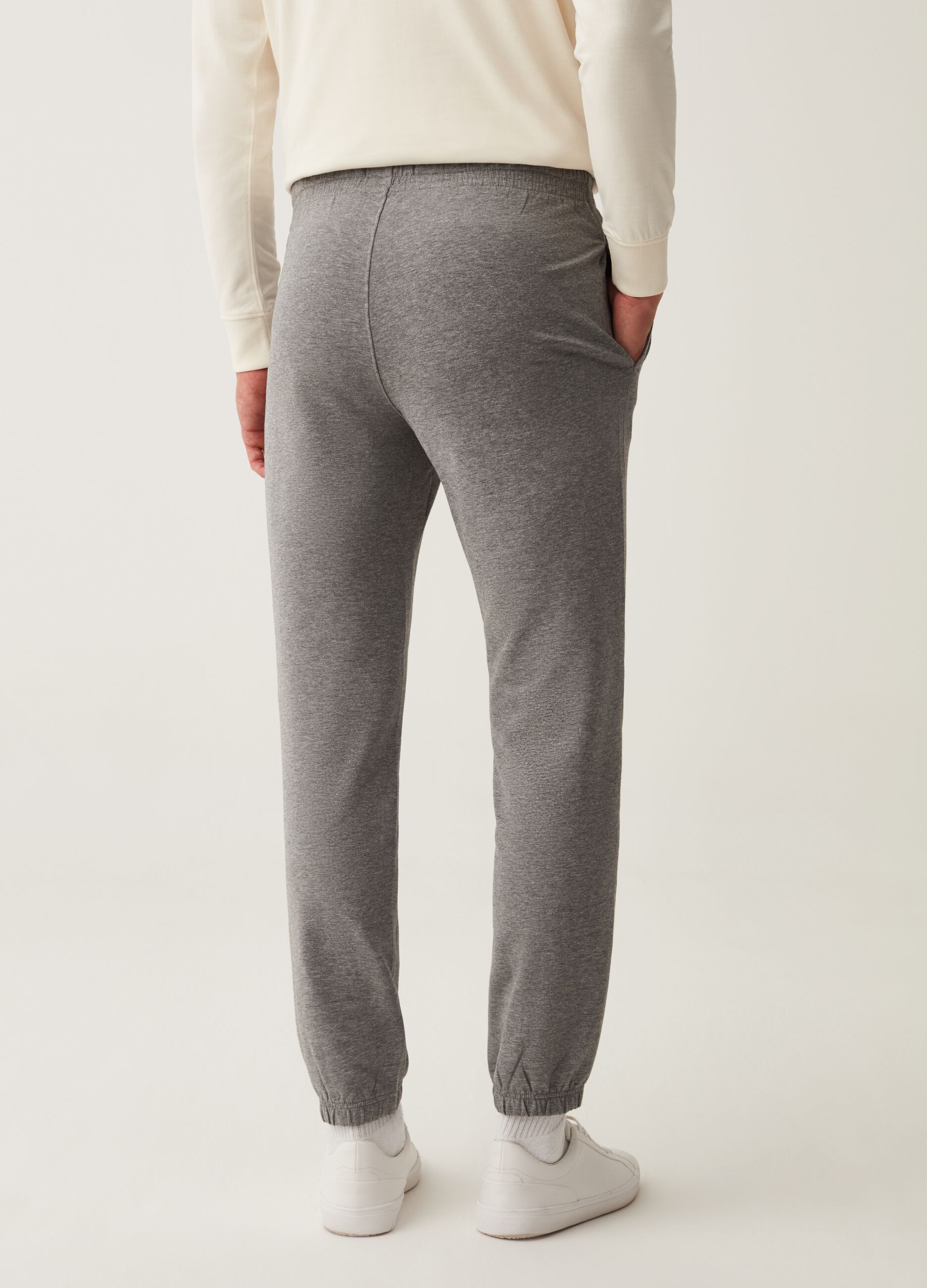 Joggers straight fit in French Terry_2