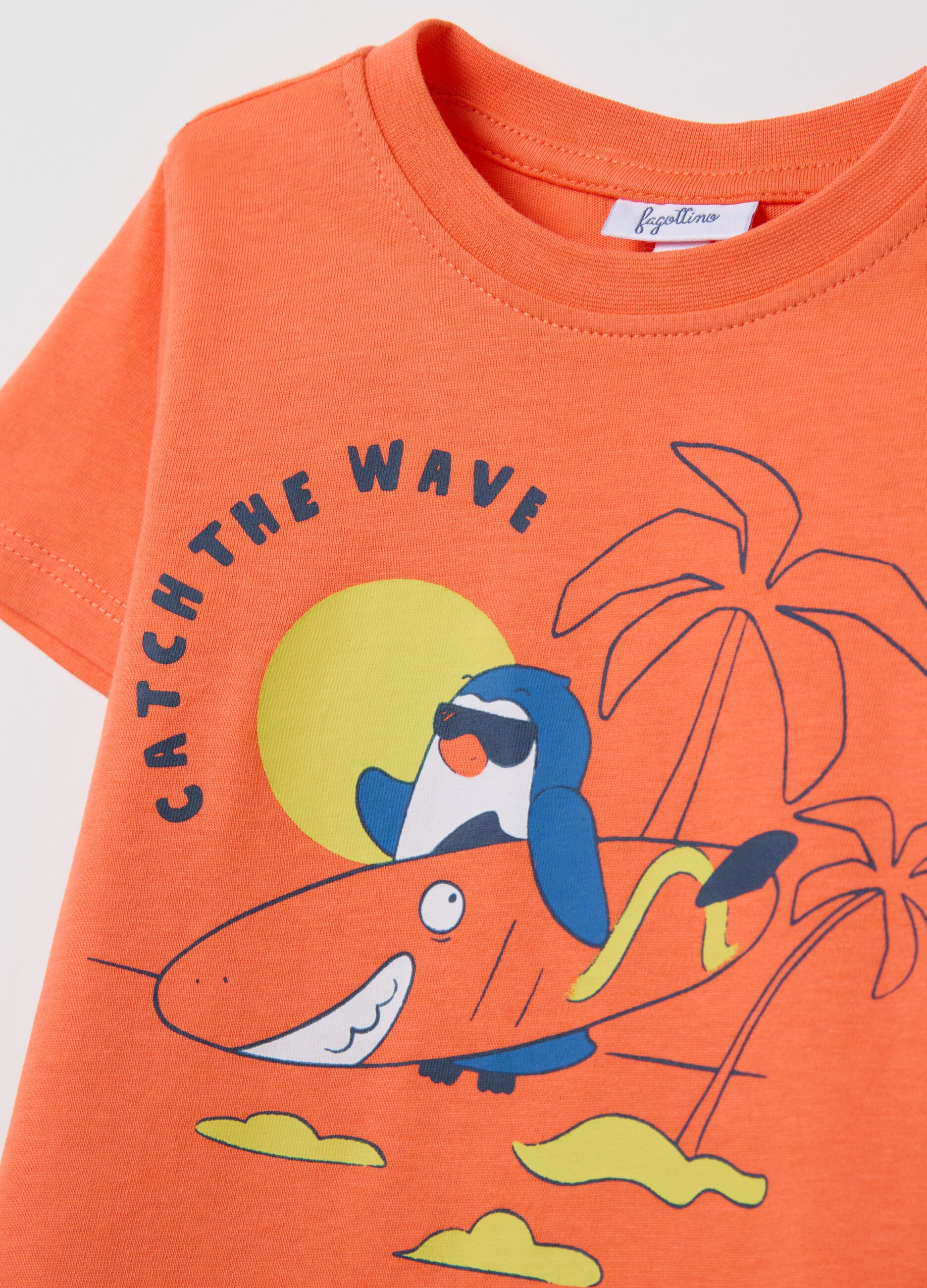 Cotton set with T-shirt with print and Bermuda shorts