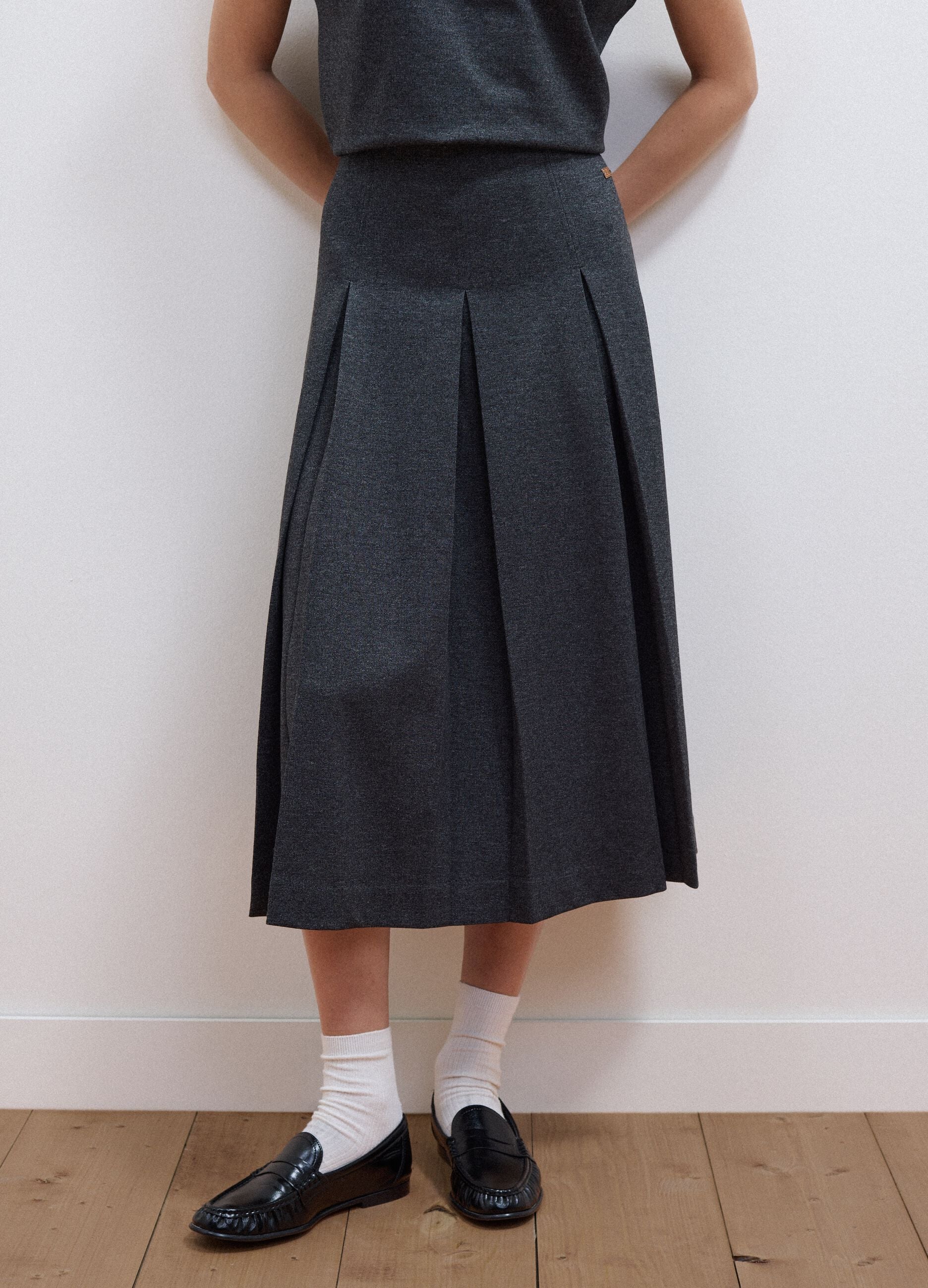 Long grey stretch-viscose skirt, regular fit