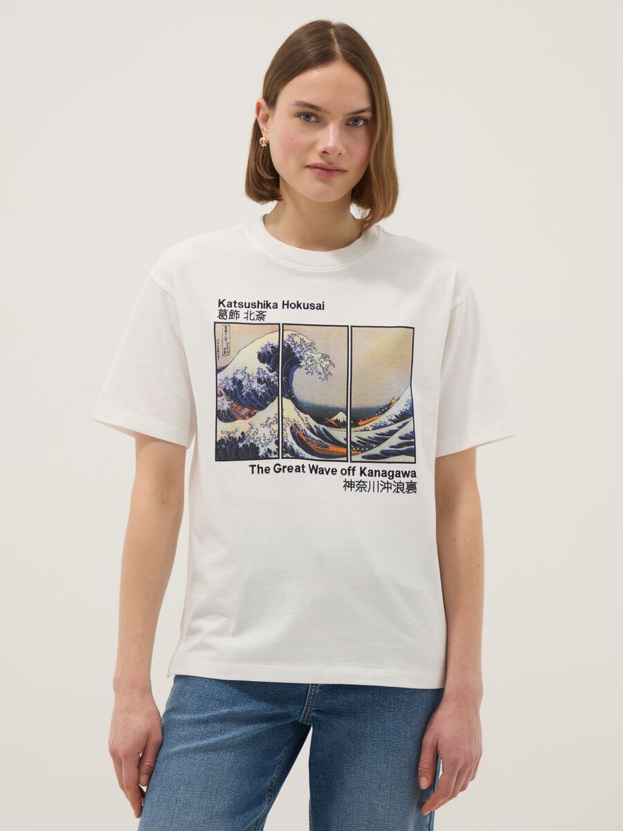 White pure cotton regular fit T-shirt with Hokusai wave_0