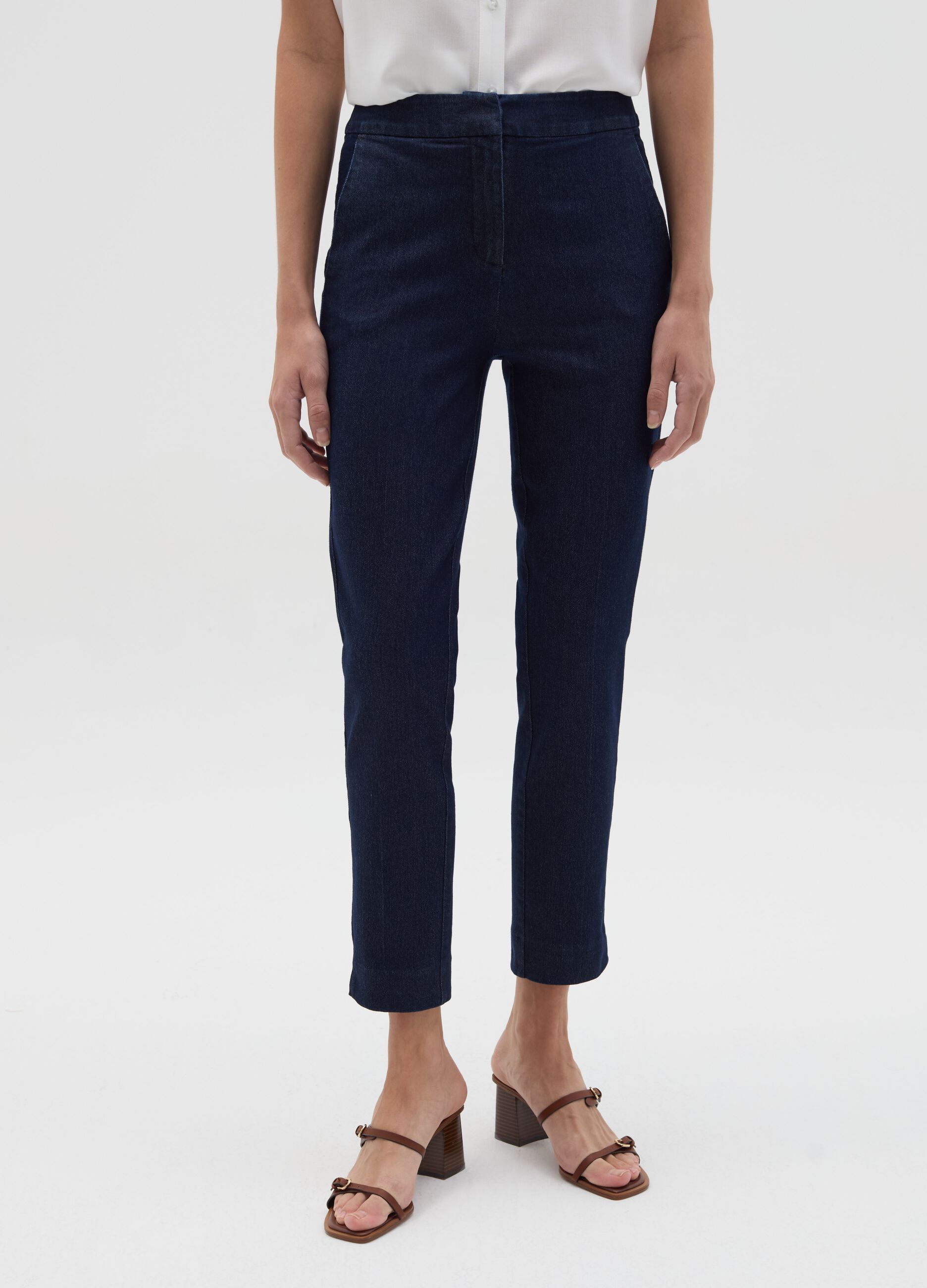Cropped jeggings with splits
