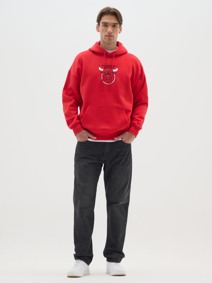 Felpa in misto cotone rossa con logo Chicago Bulls_1