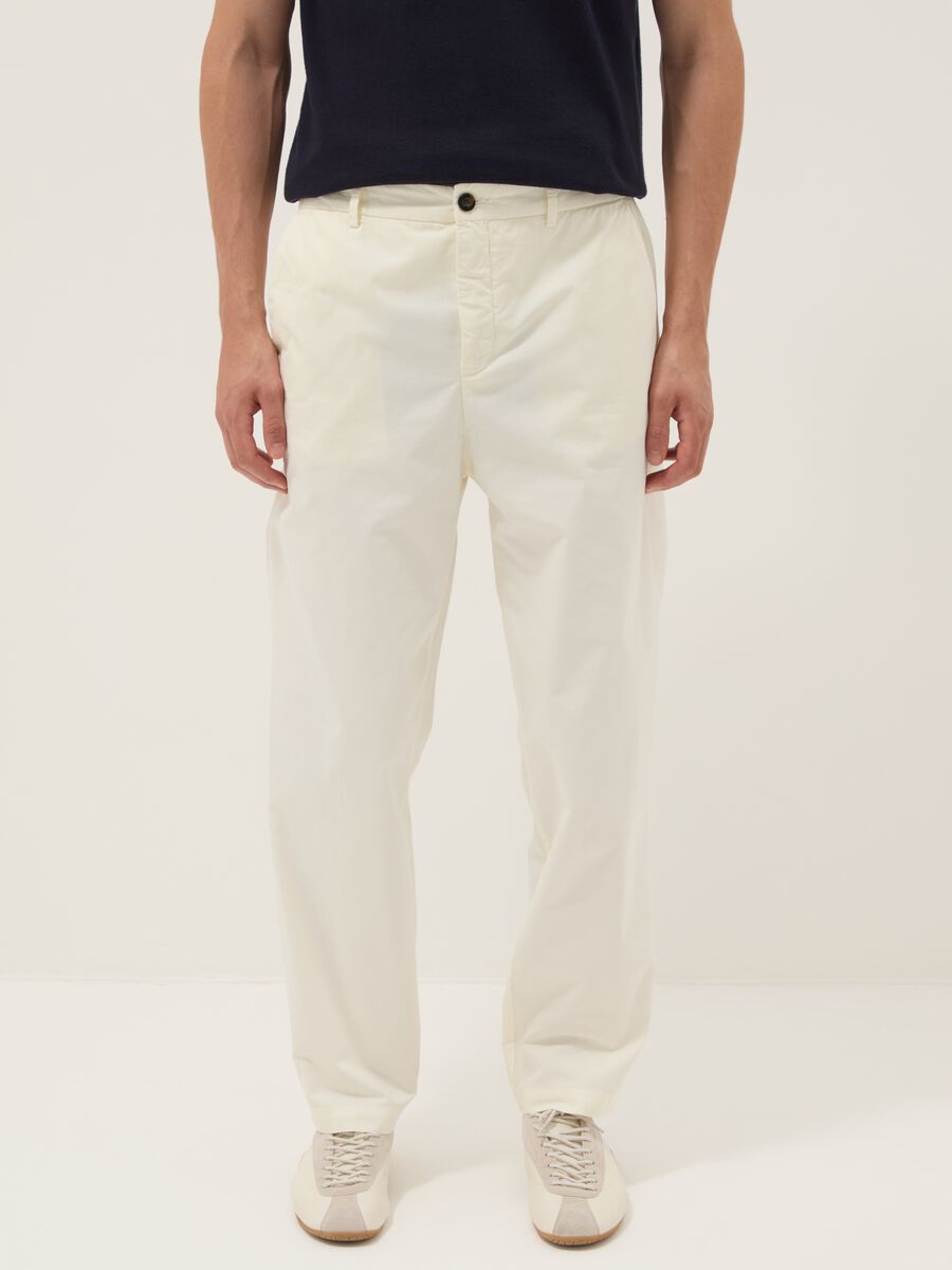 White cotton chino trousers, carrot fit_1