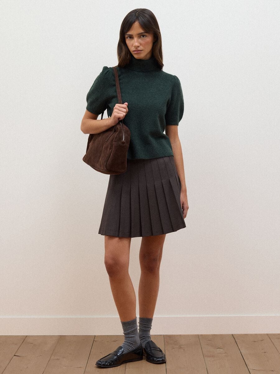 Maglia verde dolcevita in viscosa elasticizzata_2