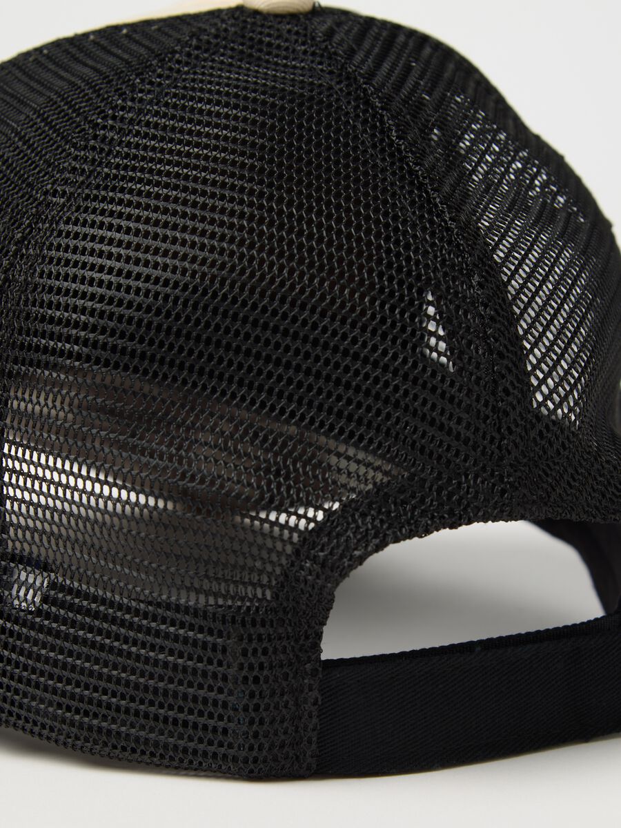 Beige and black cap with back mesh_2