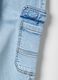 Jeans cargo in misto cotone azzurro da bambino regular fit con elastico_2