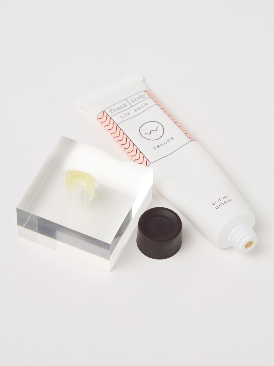 100% natural multi-purpose lip balm_1